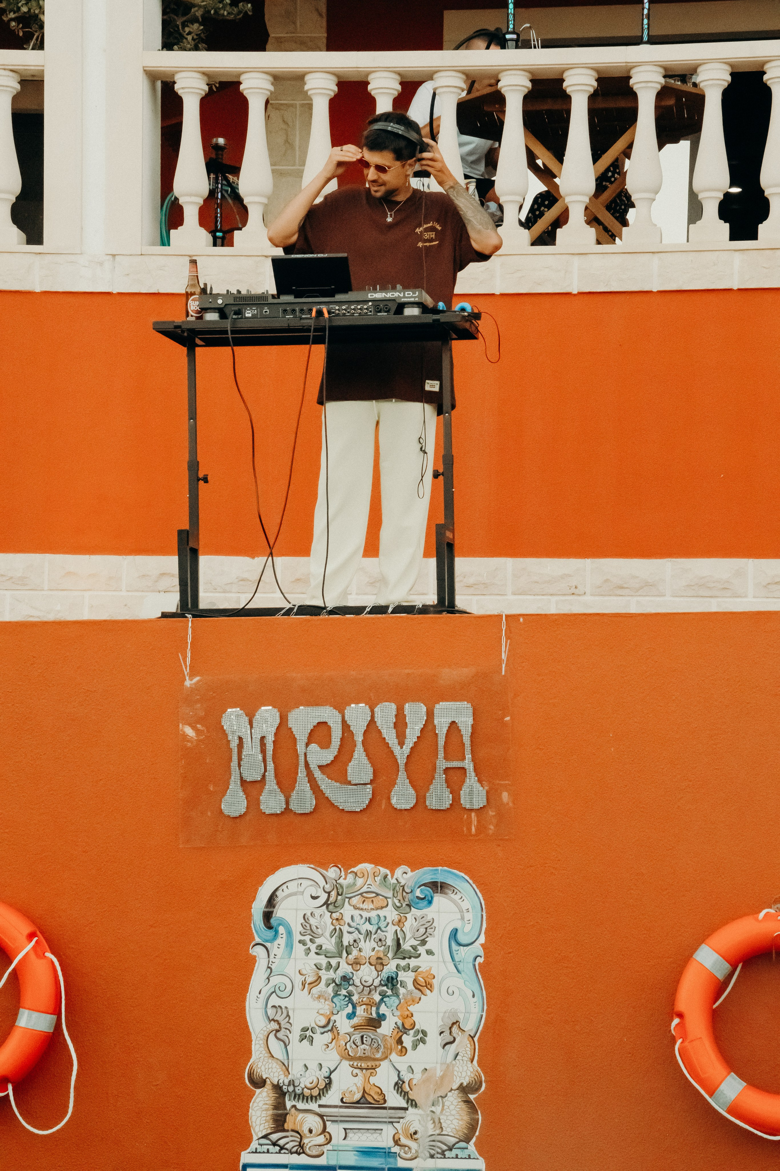 Pool party in  High Villa.  Cascais Sintra Lisbon. Валерія Сичова. Сімейний та репортажний фотограф в Португаліі