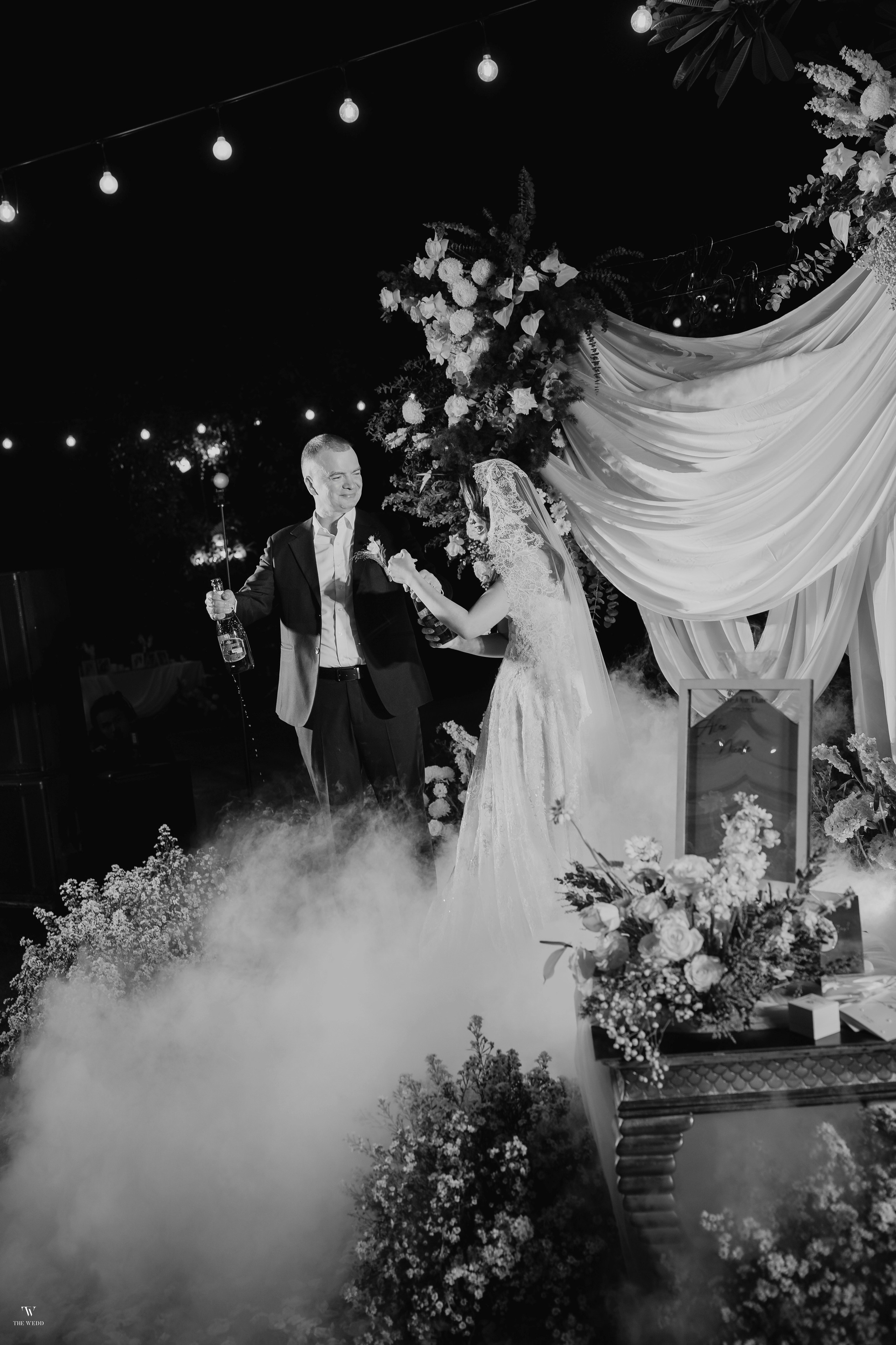 ALEX & NICOLE. WEDDING PHOTOGRAPHER IN VIETNAM