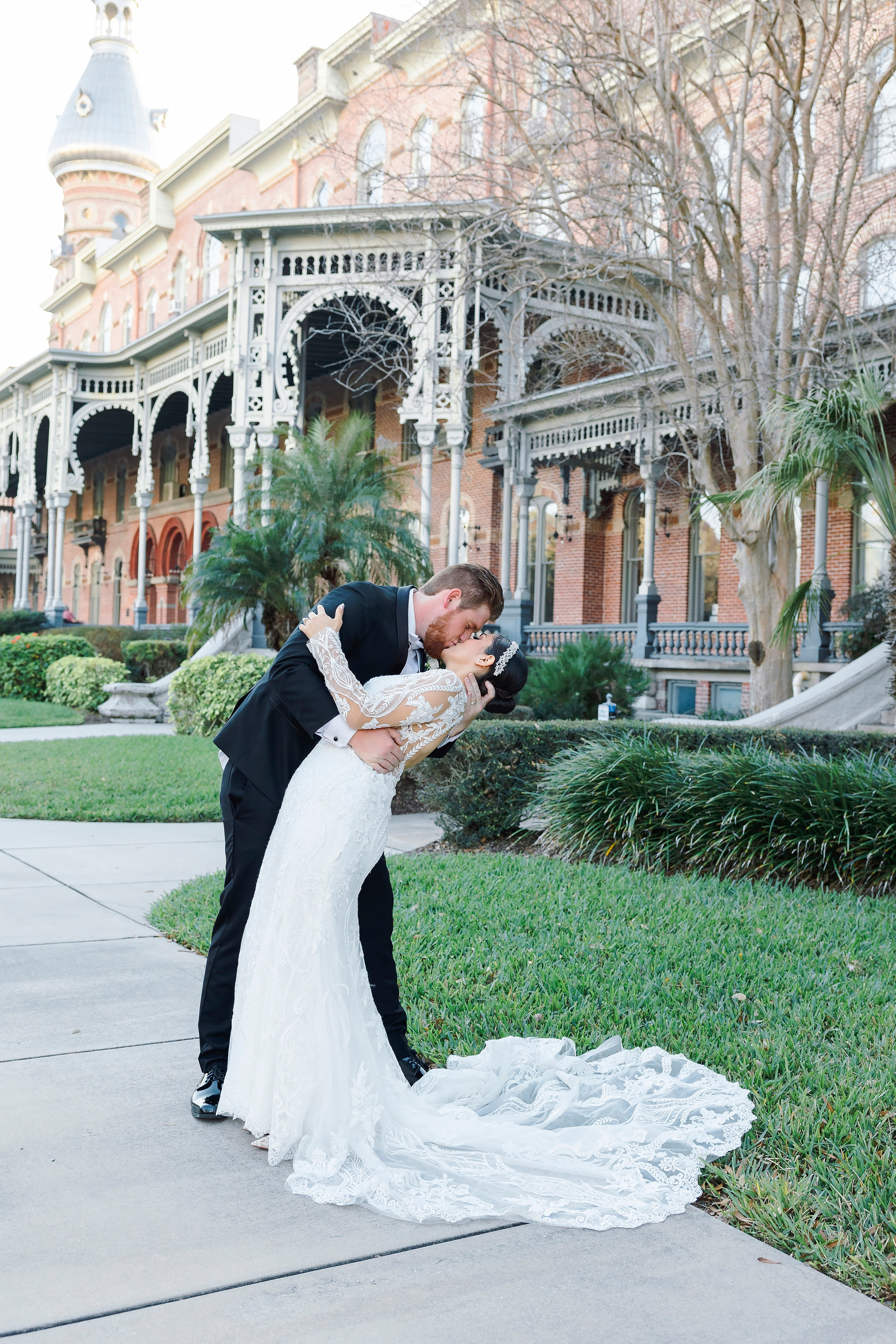 V&A. Wedding photographer in Florida