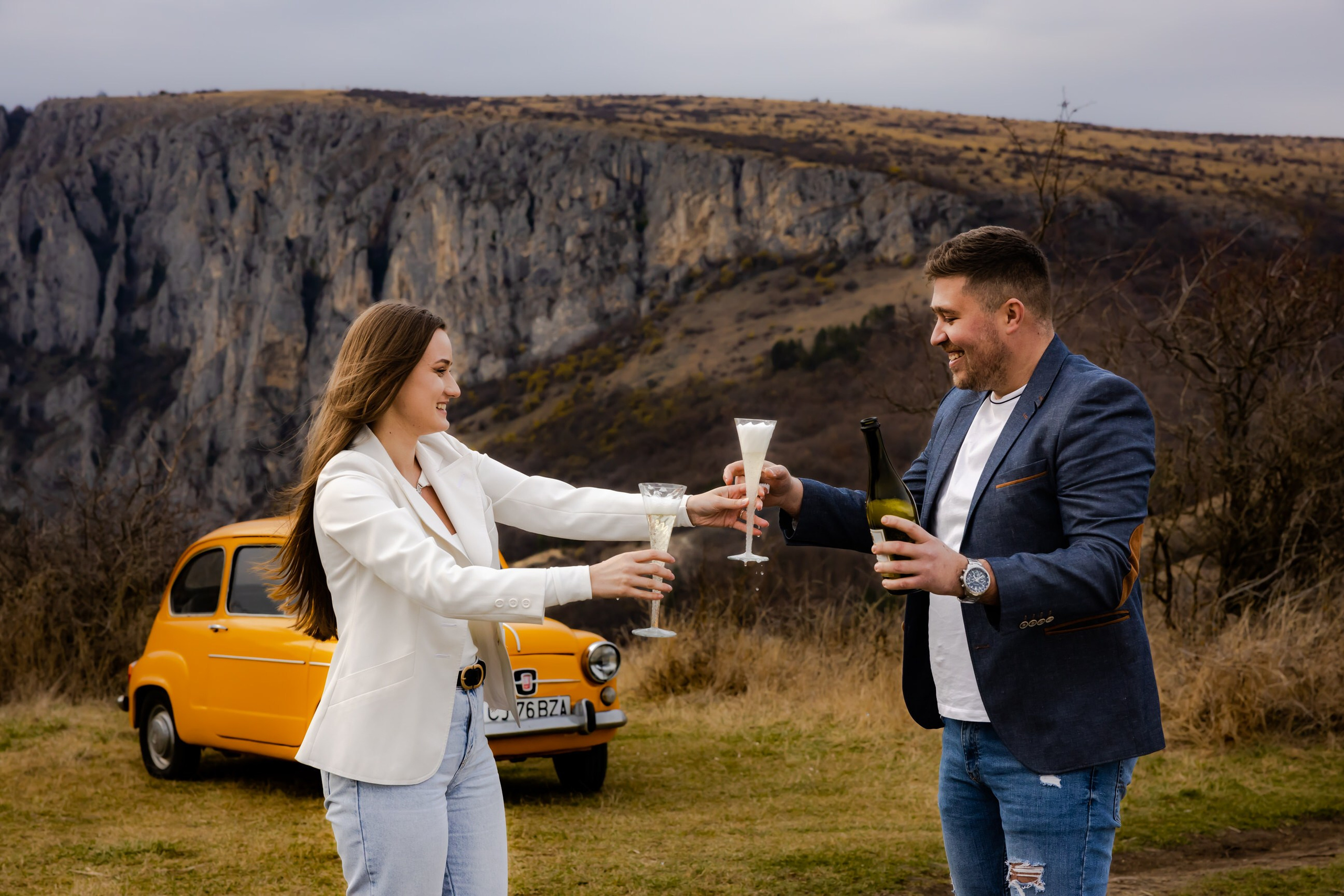 Nuntă & Save the date. Portré 📸 Photographer | Newborn photos • Maternity photos • Engagements • Weddings • Events • Portraits • Families • Birthdays • Parties