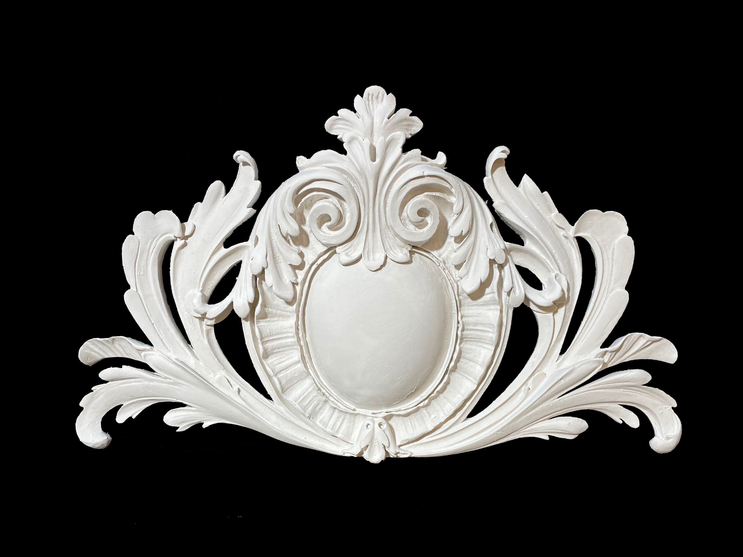 Cartouche Centerpiece. Plaster molding