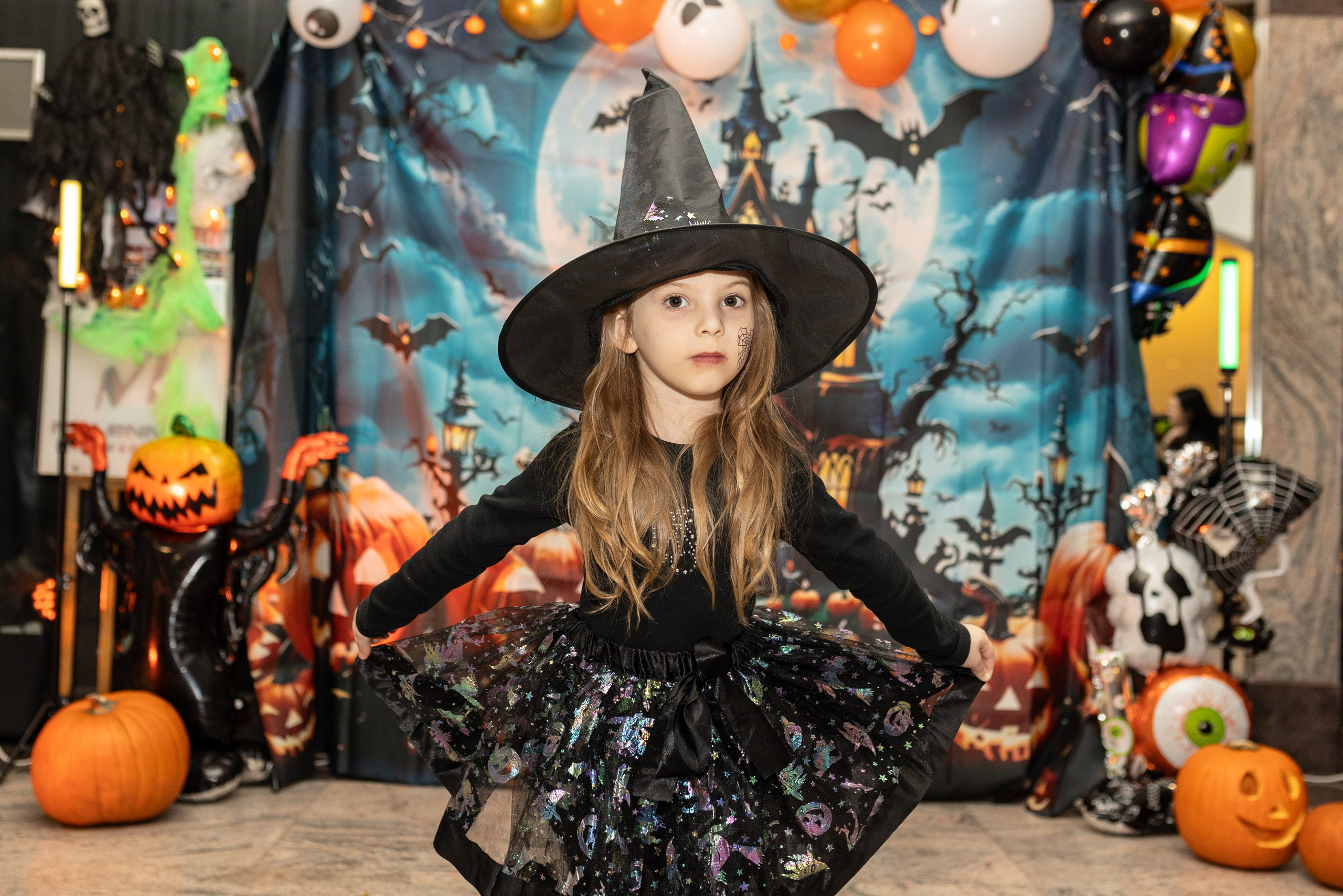 Leo dance studio Helloween 2025. Семейный и детский фотограф в Варшаве Мила Бобровская