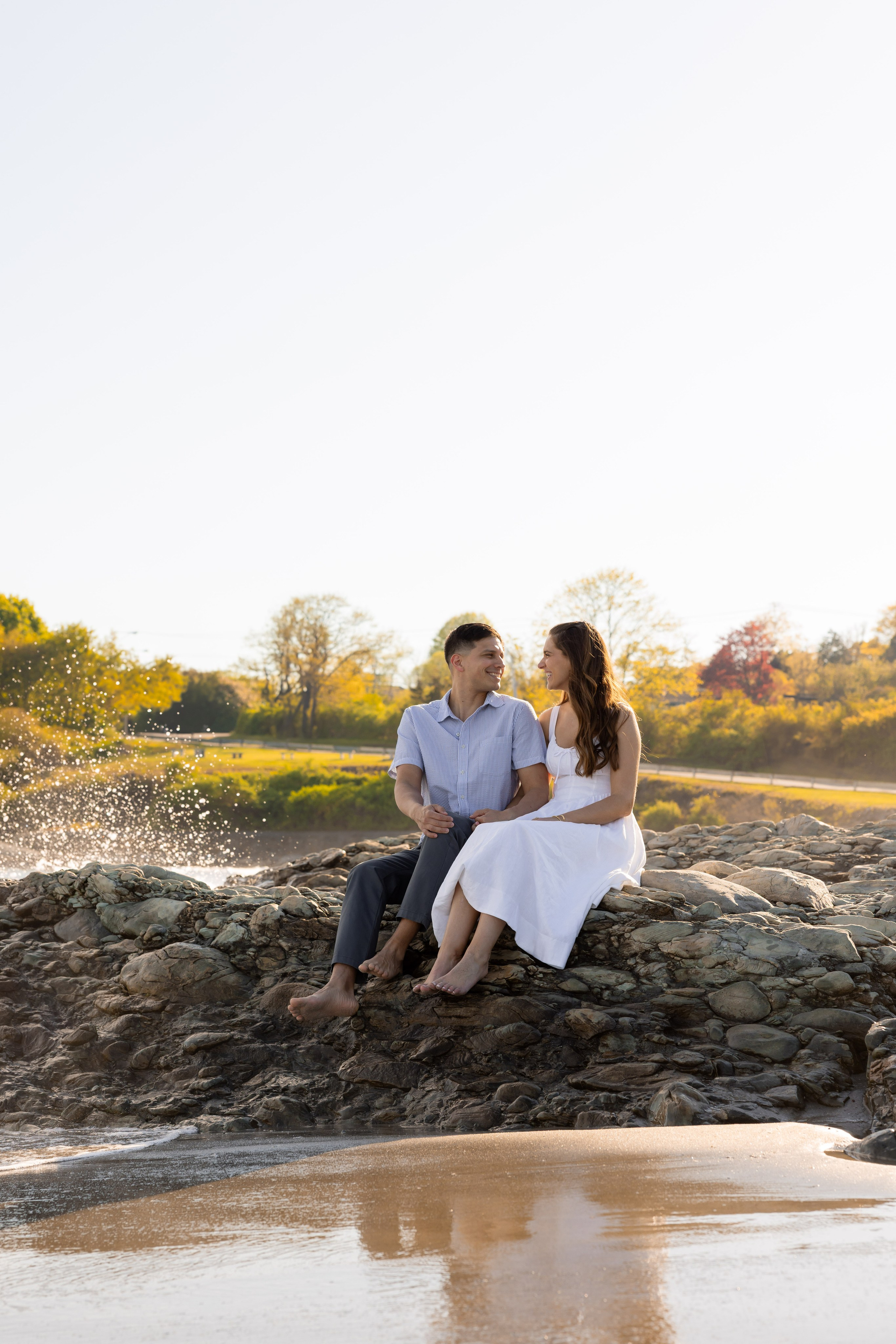 Bella & Nick — Sunset Engagement. Rhode Island Wedding Photographer Tati Simpson