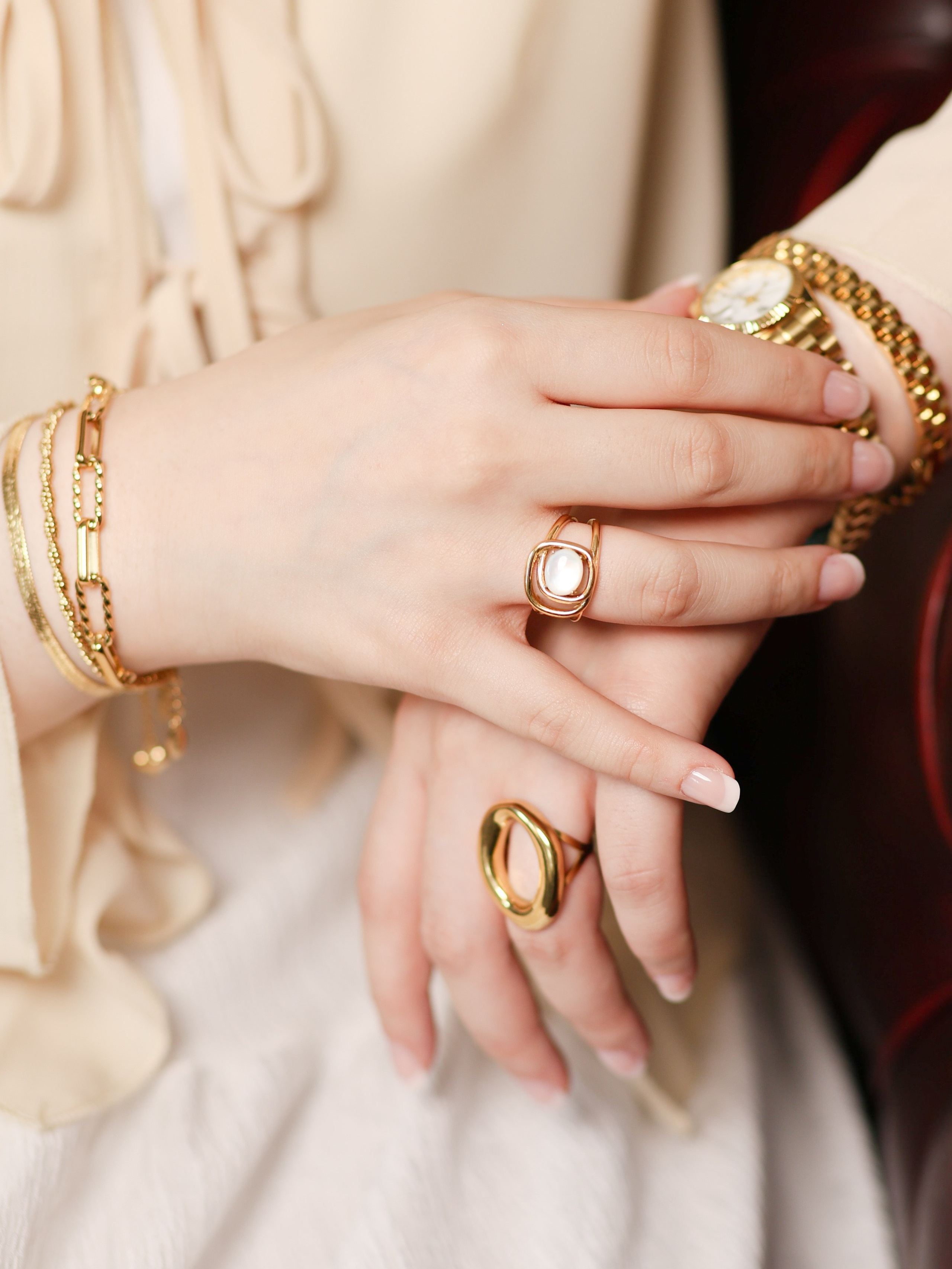 Business & Fashion. Main