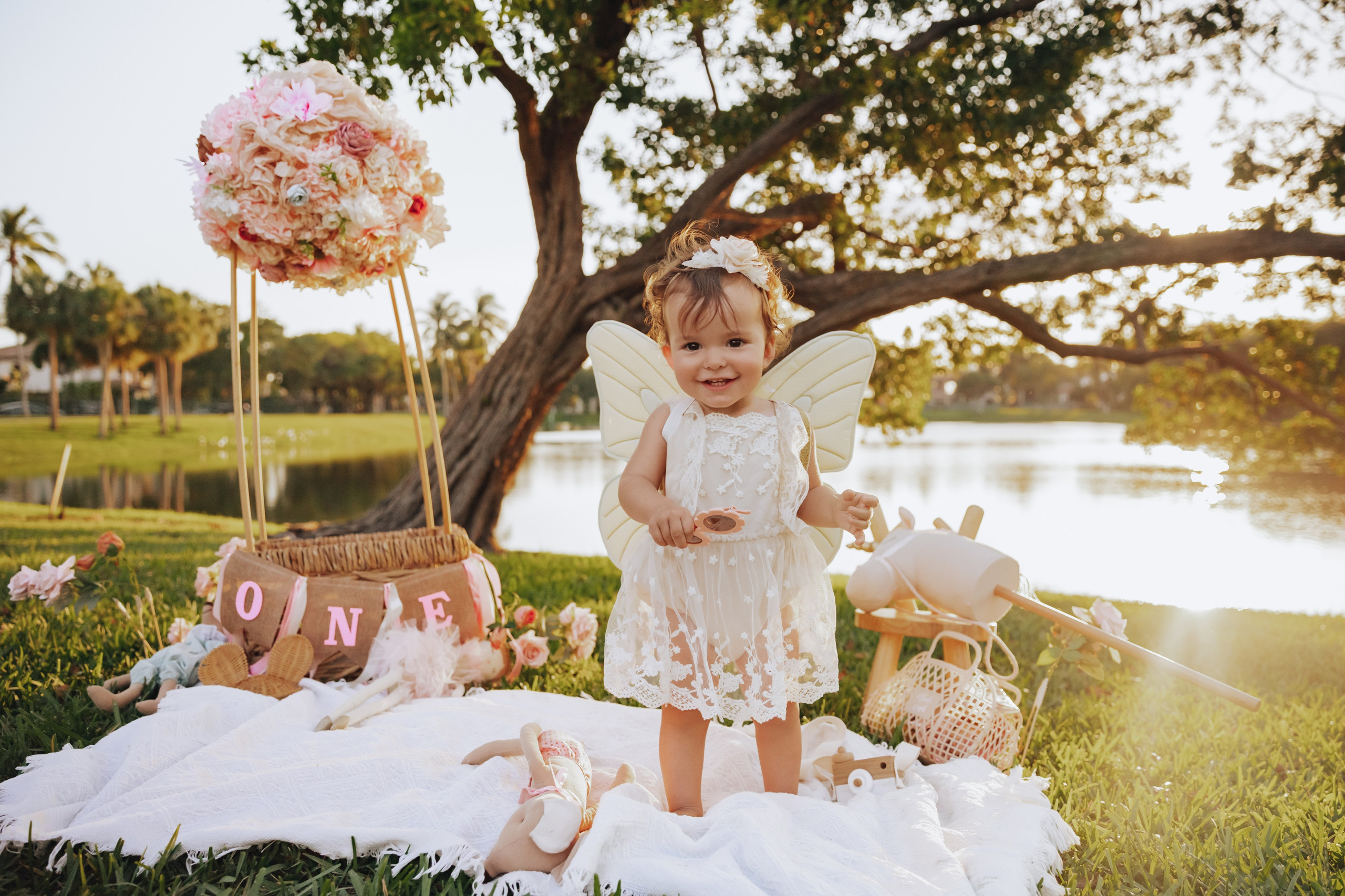 Birthday + props. Photographer in Miami, Family photographer, Event, Wedding