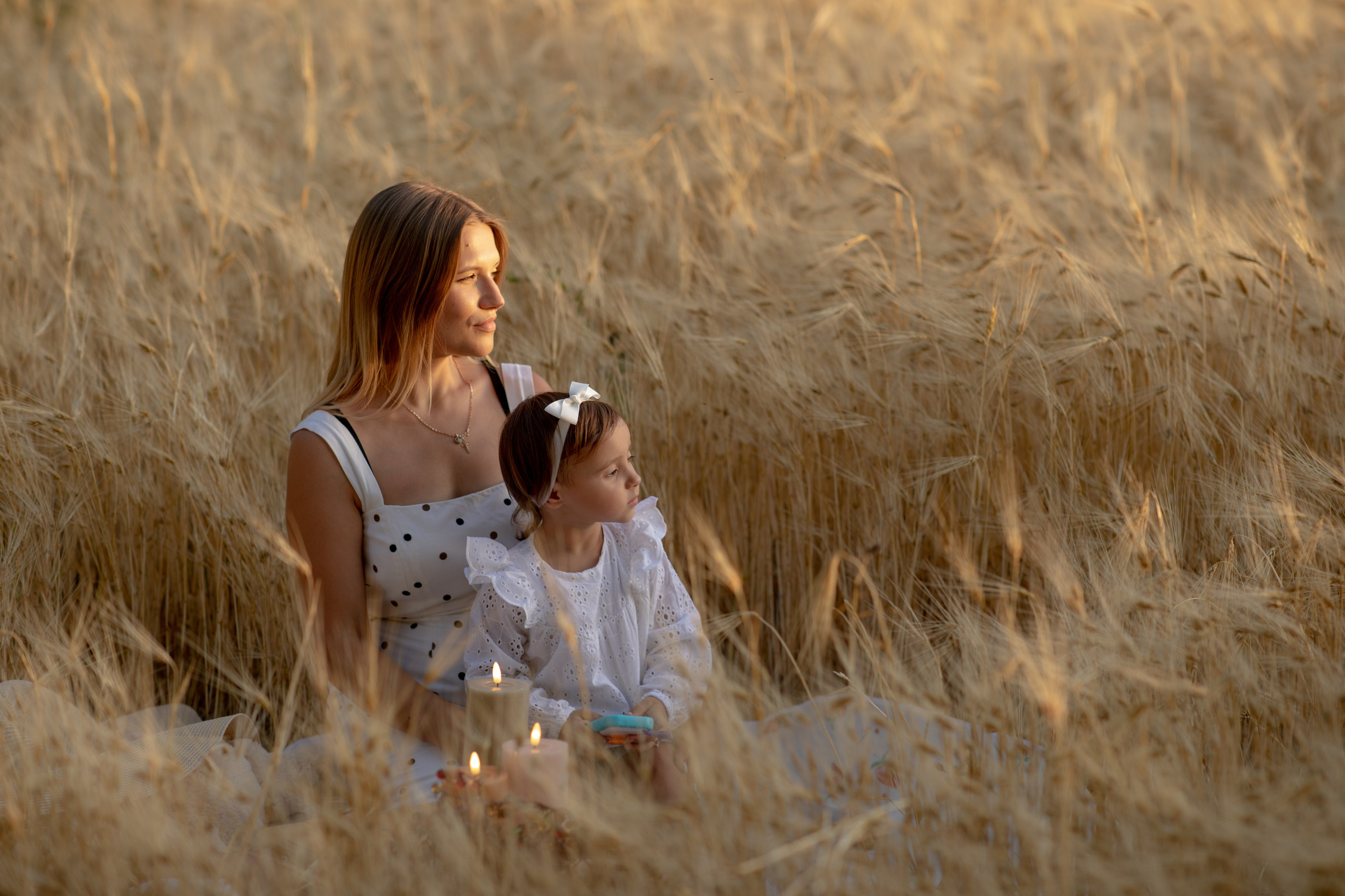 Family photo Maria si Elenica. N.D.photograph - fotograf de familie și portrete în Republica Moldova