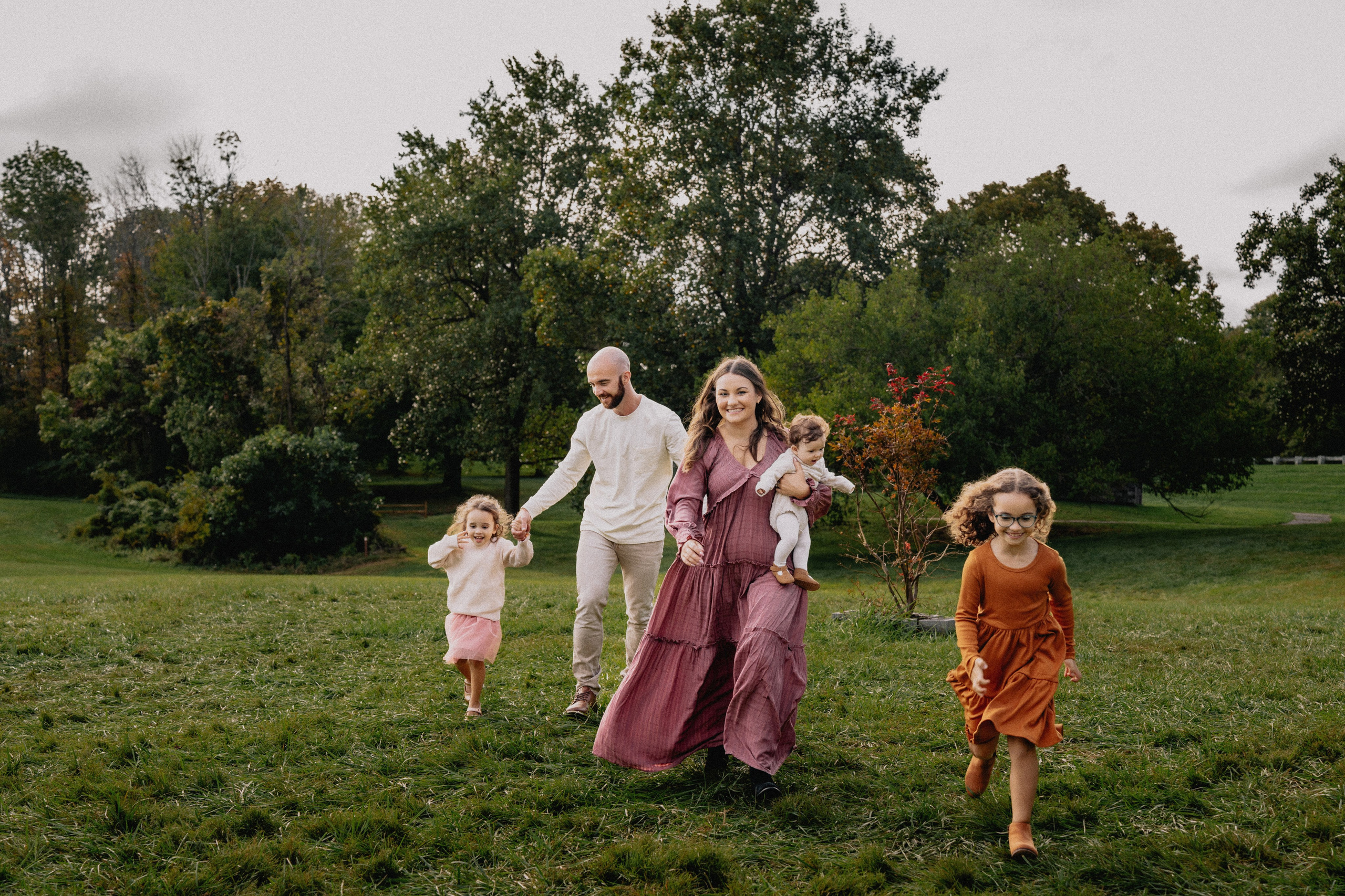 Outdoor Family Photography – Natural & Relaxed Portraits. Alisa Tant — Family and newborn photographer Bucks County, Montgomery county, Philadelphia, NJ