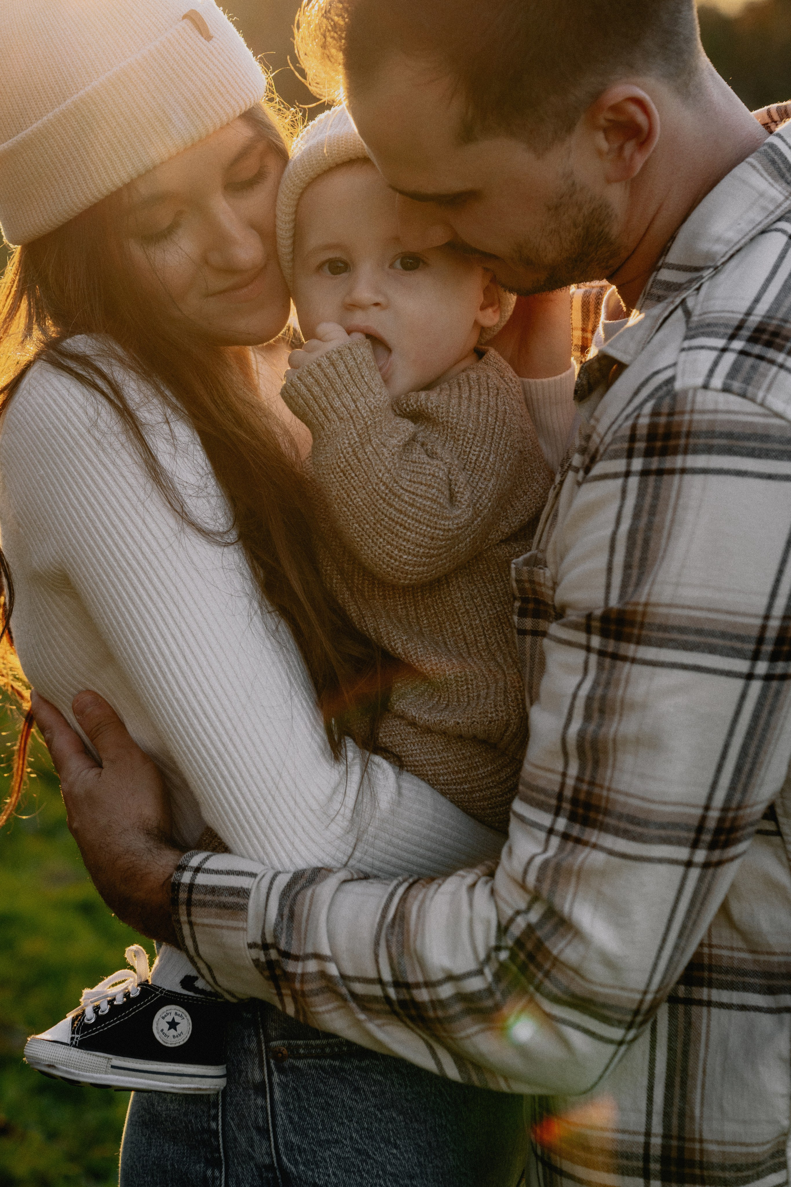 Family Photography in Nature – Candid & Beautiful Moments. Alisa Tant — Family and newborn photographer Bucks County, Montgomery county, Philadelphia, NJ