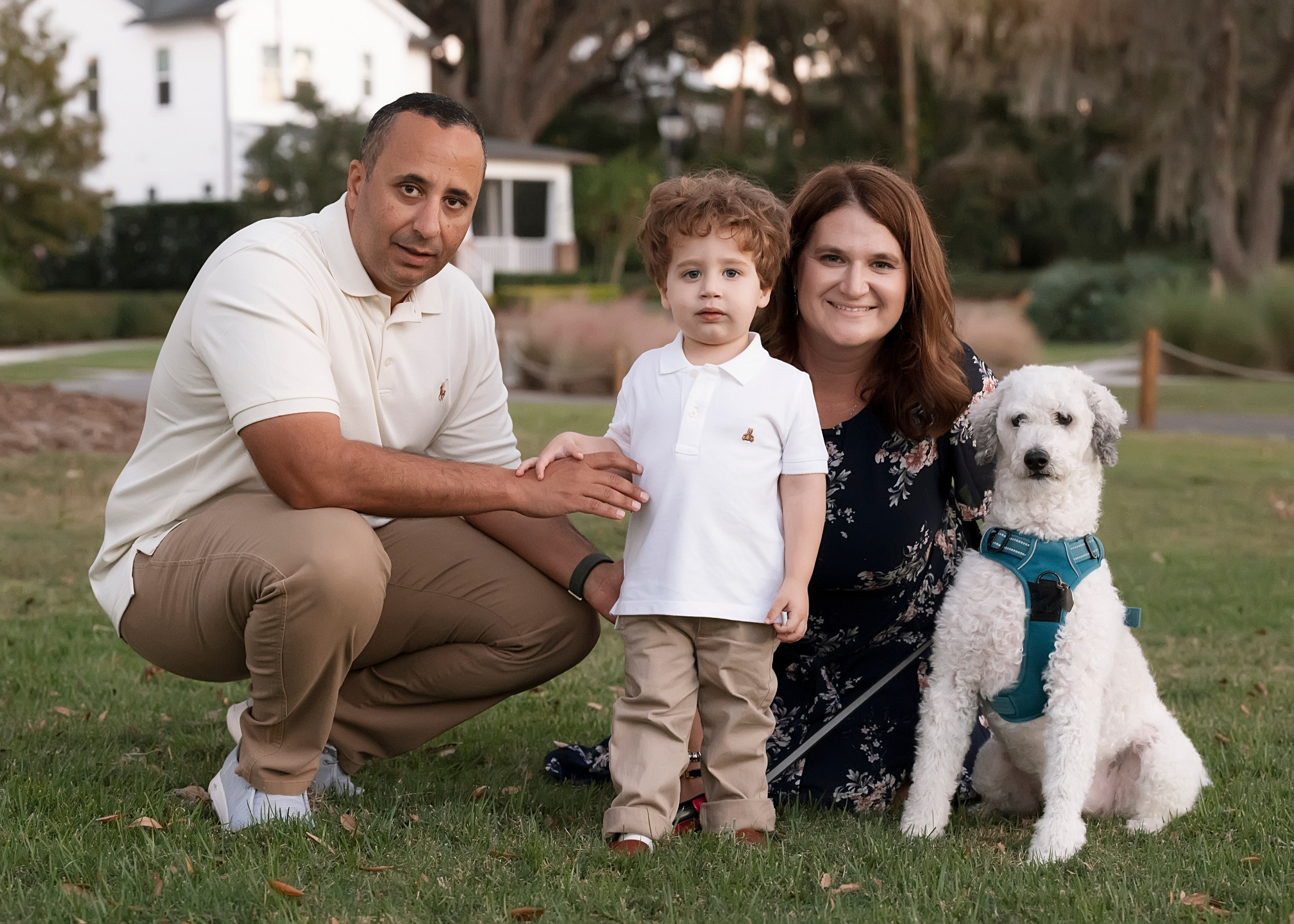 Family session outside. Portrait, kids and family photographer in Wesley Chapel Alina Alice Osipova