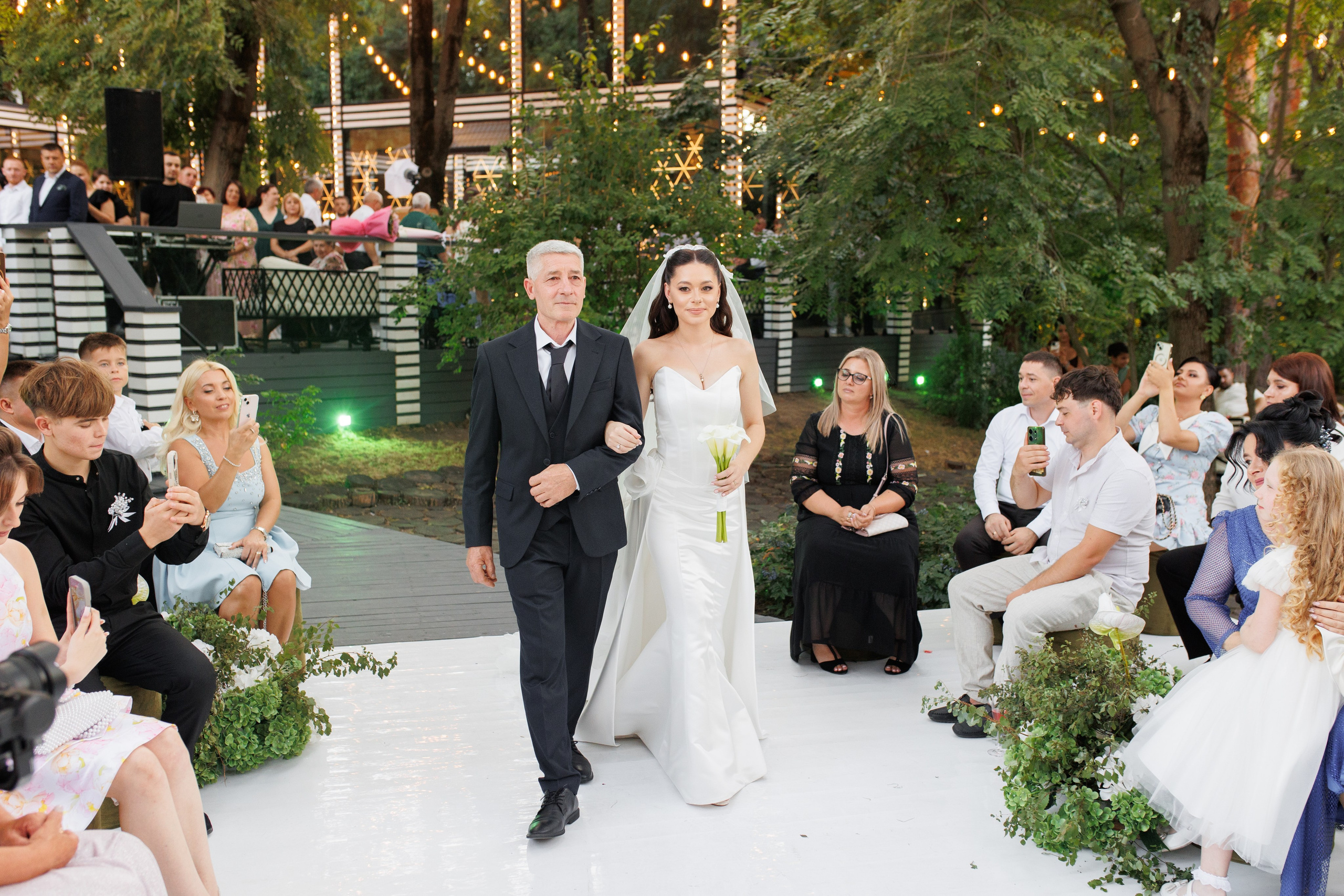 Madalina & Oleg. Fotograf de nuntă și de familie — Dinu Bargan