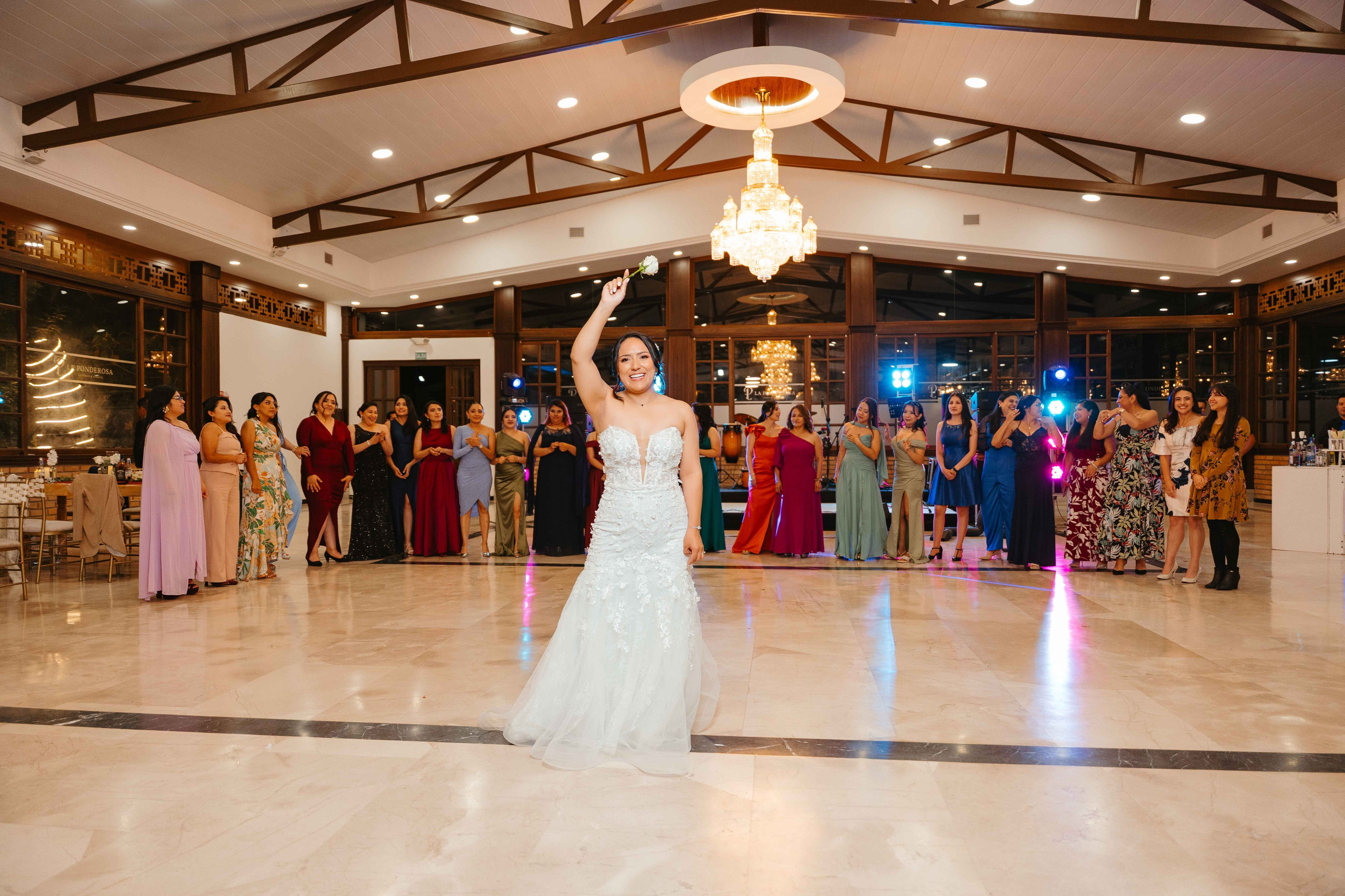 Karol y Jairon. Fotógrafo de bodas en Loja Ecuador | Piero Alvarez PH