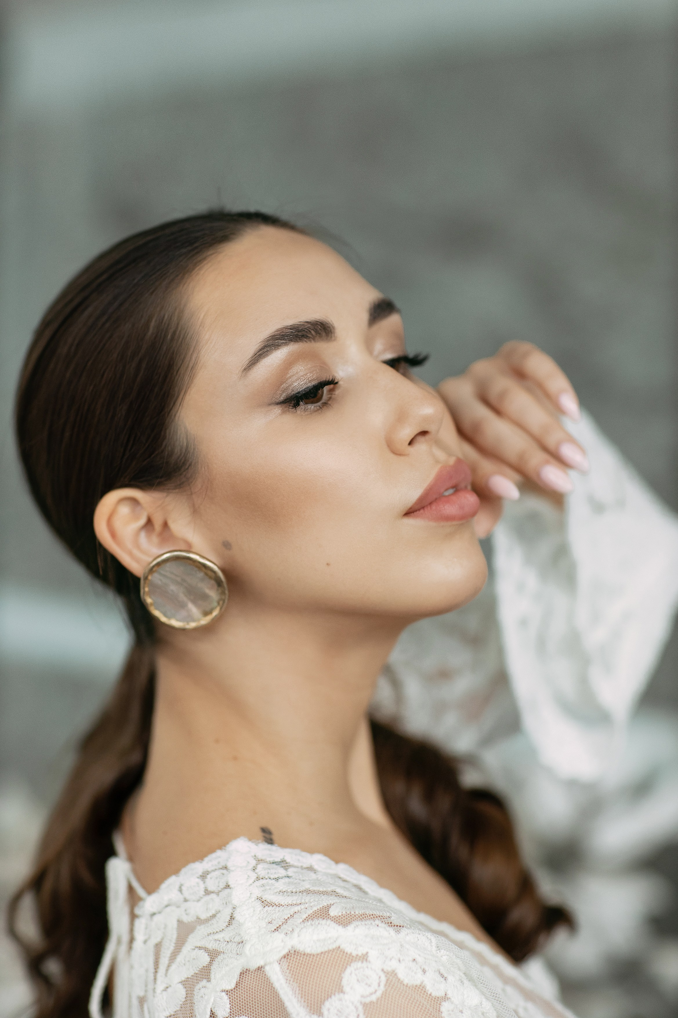 כלה אנסטסיה. Home