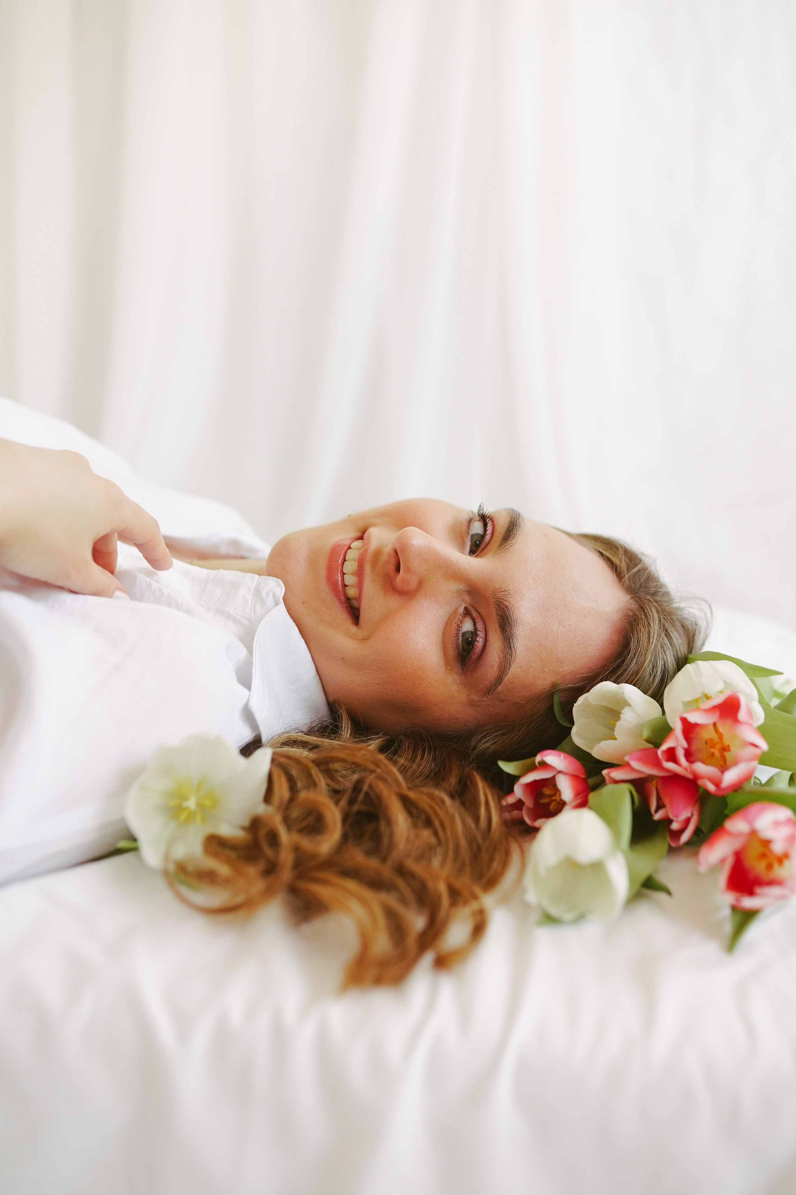 Fotografie de Portret Brașov | Artist Mădălina Beda. Madalina Beda- Artist vizual, fotograf, doula la nastere, consultant babywearing Brasov si in toata tara