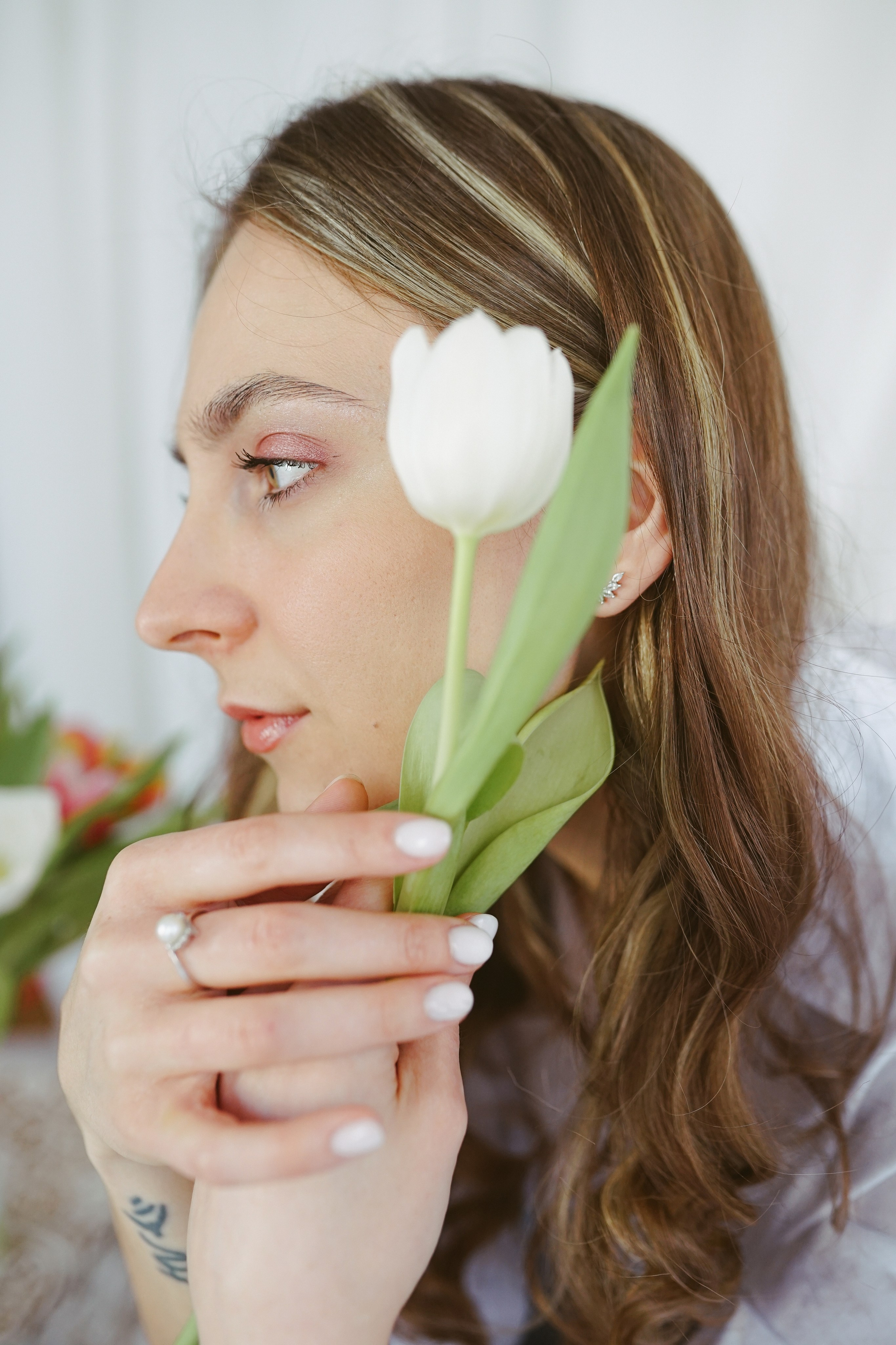 Ședințe Foto Primăvara Colorată Brașov | Mădălina Beda. Madalina Beda- Artist vizual, fotograf, doula la nastere, consultant babywearing Brasov si in toata tara