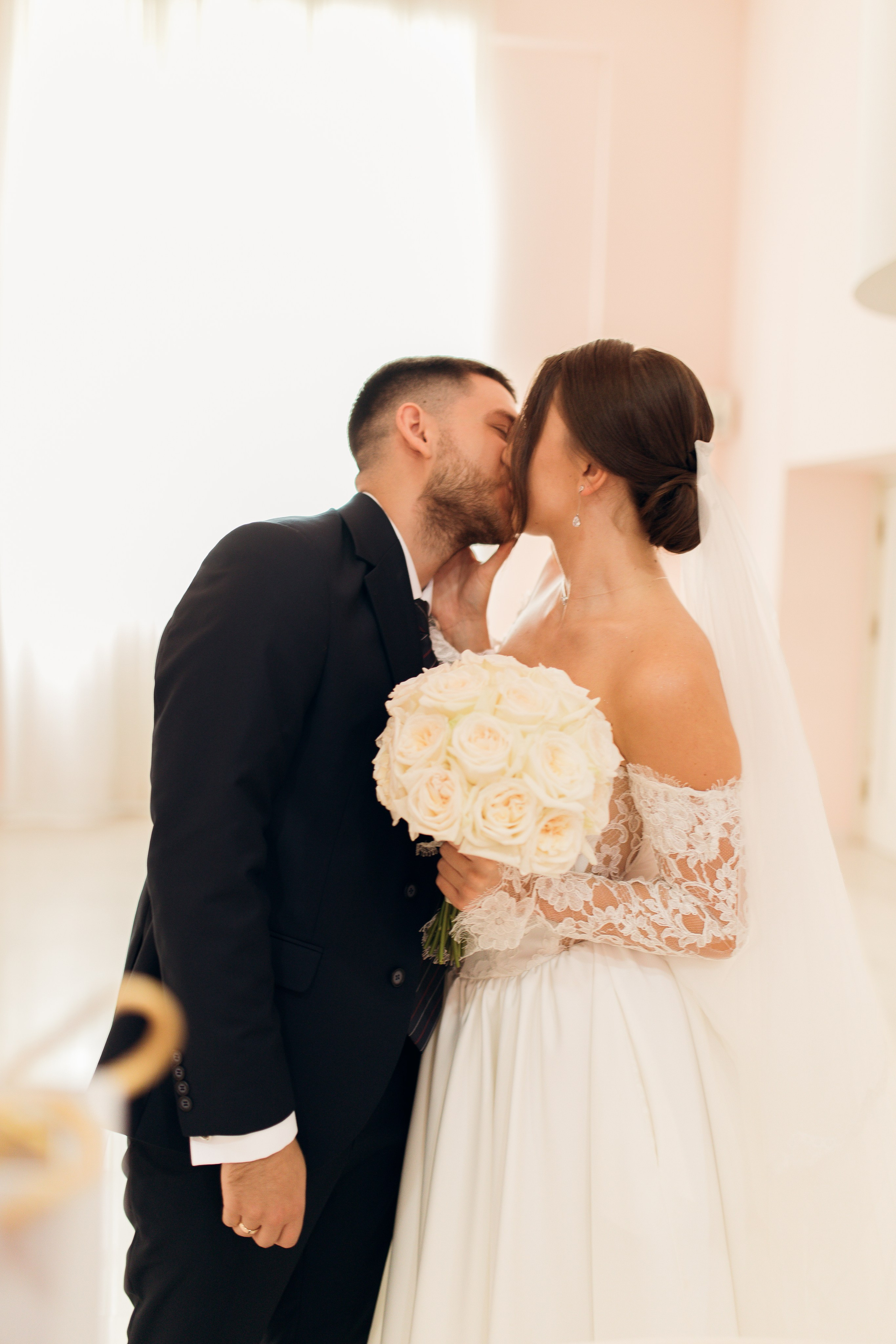 Денис & Каріна. Wedding photographer in Georgia
