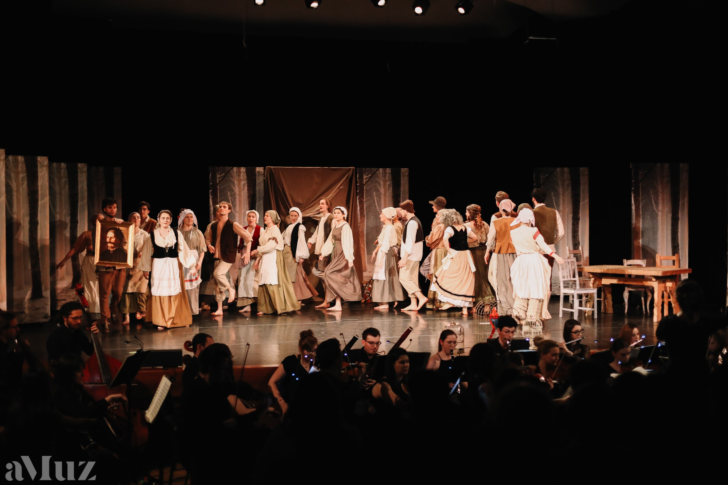 Opera Łąkowa. Fotograf Ślubny Warszawa - Sesje Biznesowe Rodzinne Eventy