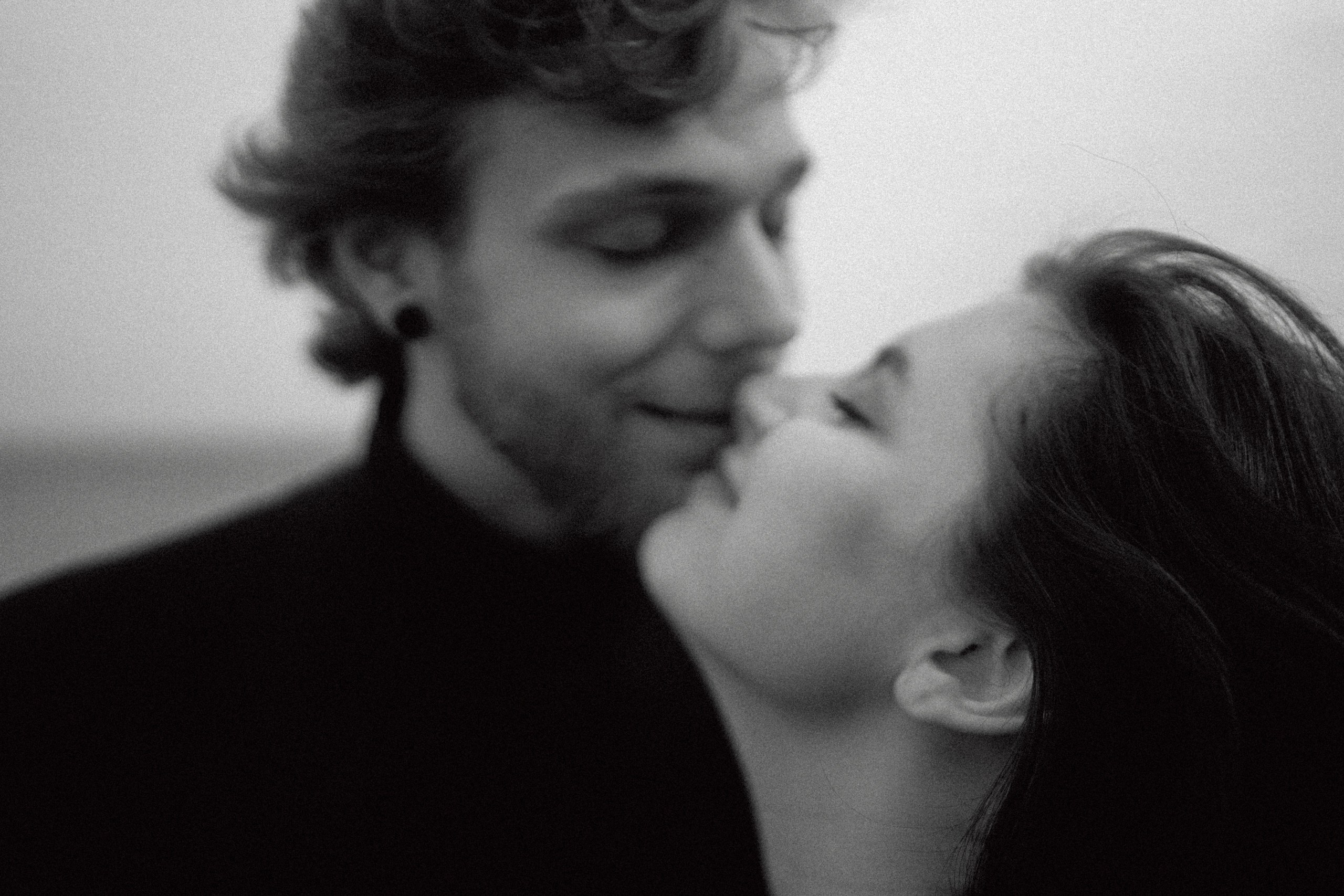 In Anticipation of Summer. Couple and Family Photographer in Tallinn, Sasha Kaloshin