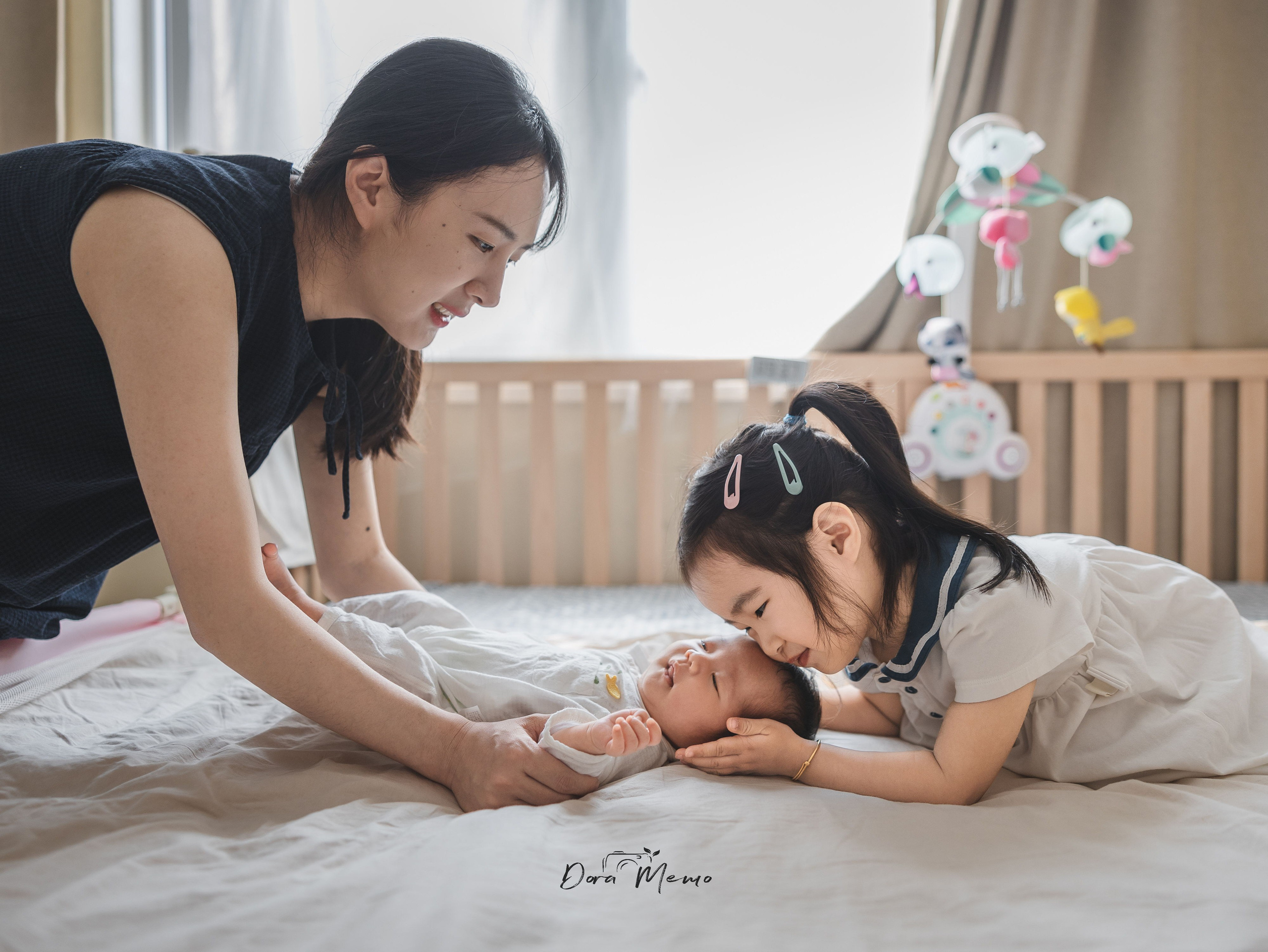 The baby’s one-month celebration. Shanghai Family Photographer Dora