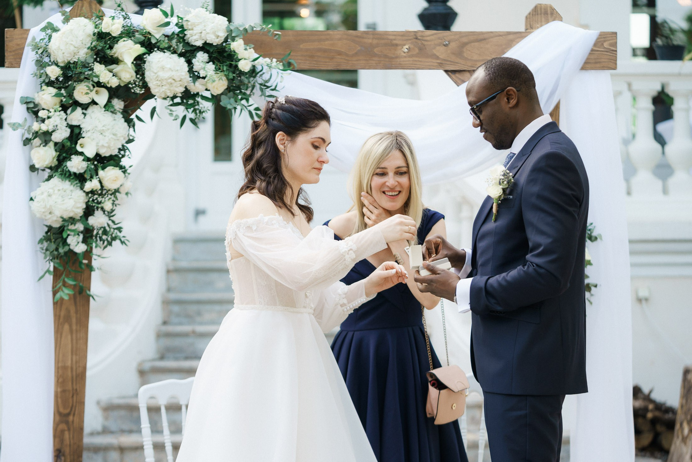 Katia&Fabrice, destination wedding Ille-de-France, häät ulkomailla