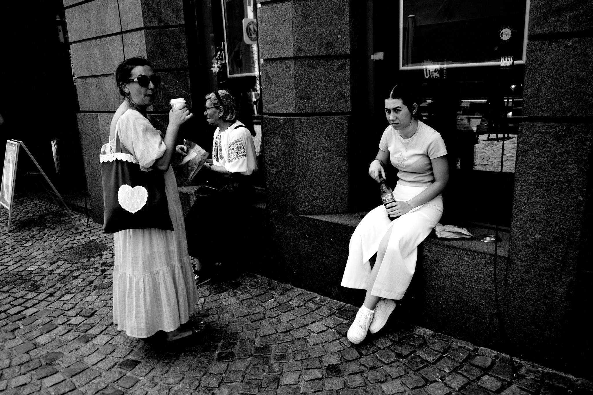 B&W Street. Humanistic street photographer in Bucharest