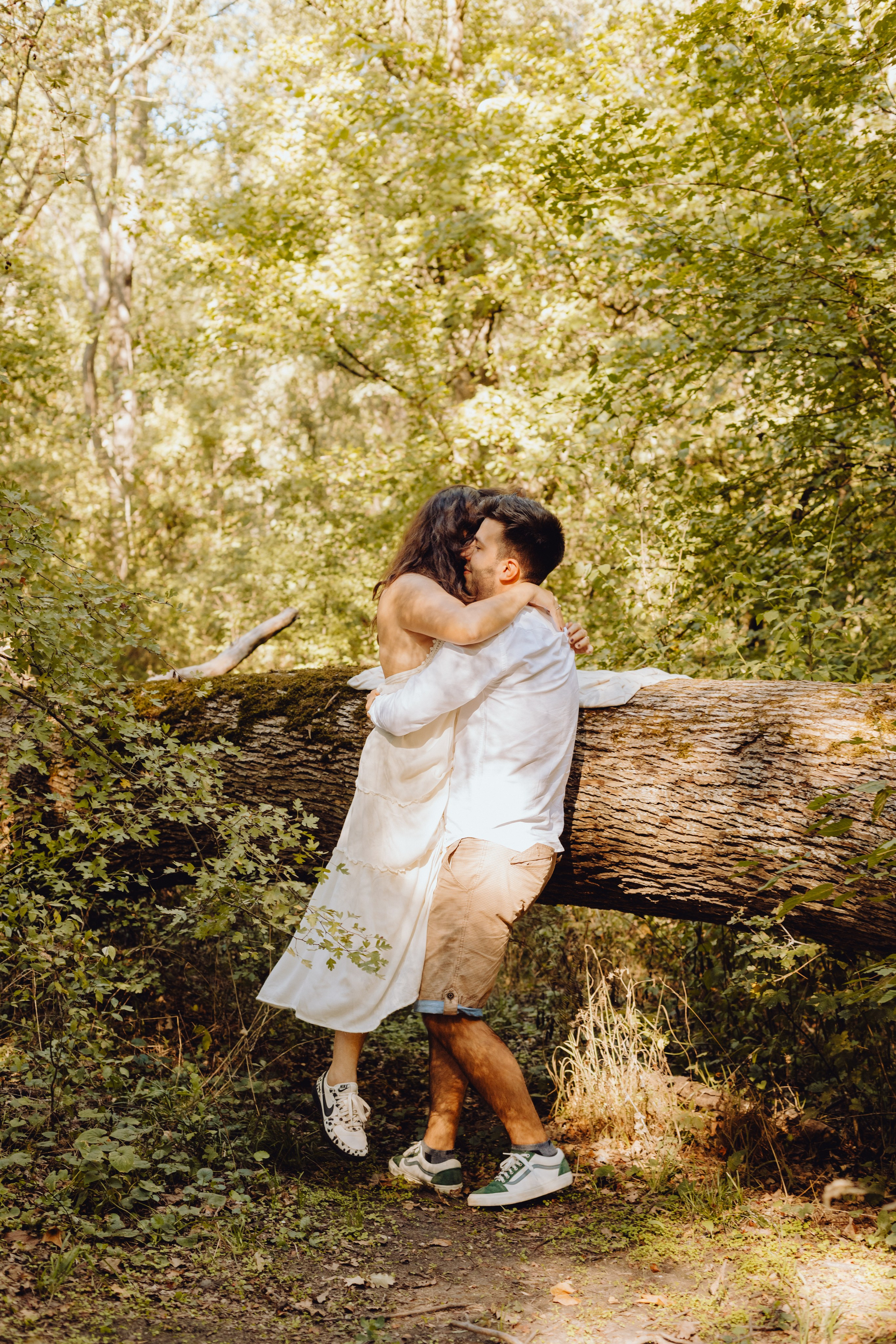 Sergiu & Petra. Wedding & couple photographer from Romania Rut Vetan