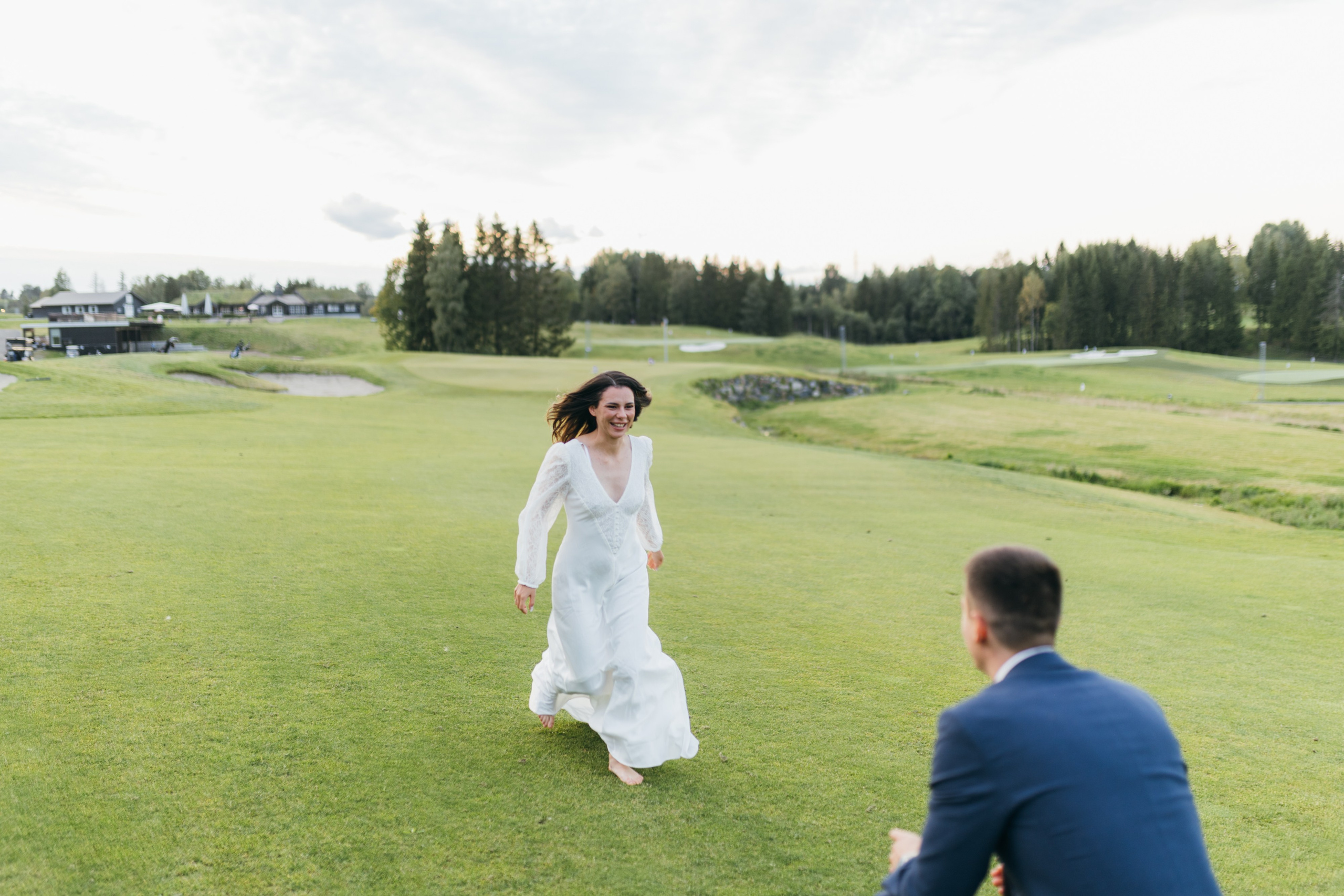 Small intimate Nordic Wedding at Lily Country Club, Oslo. Aleksandar Cajic | Destination Wedding Photographer in Croatia, Italy & Worldwide