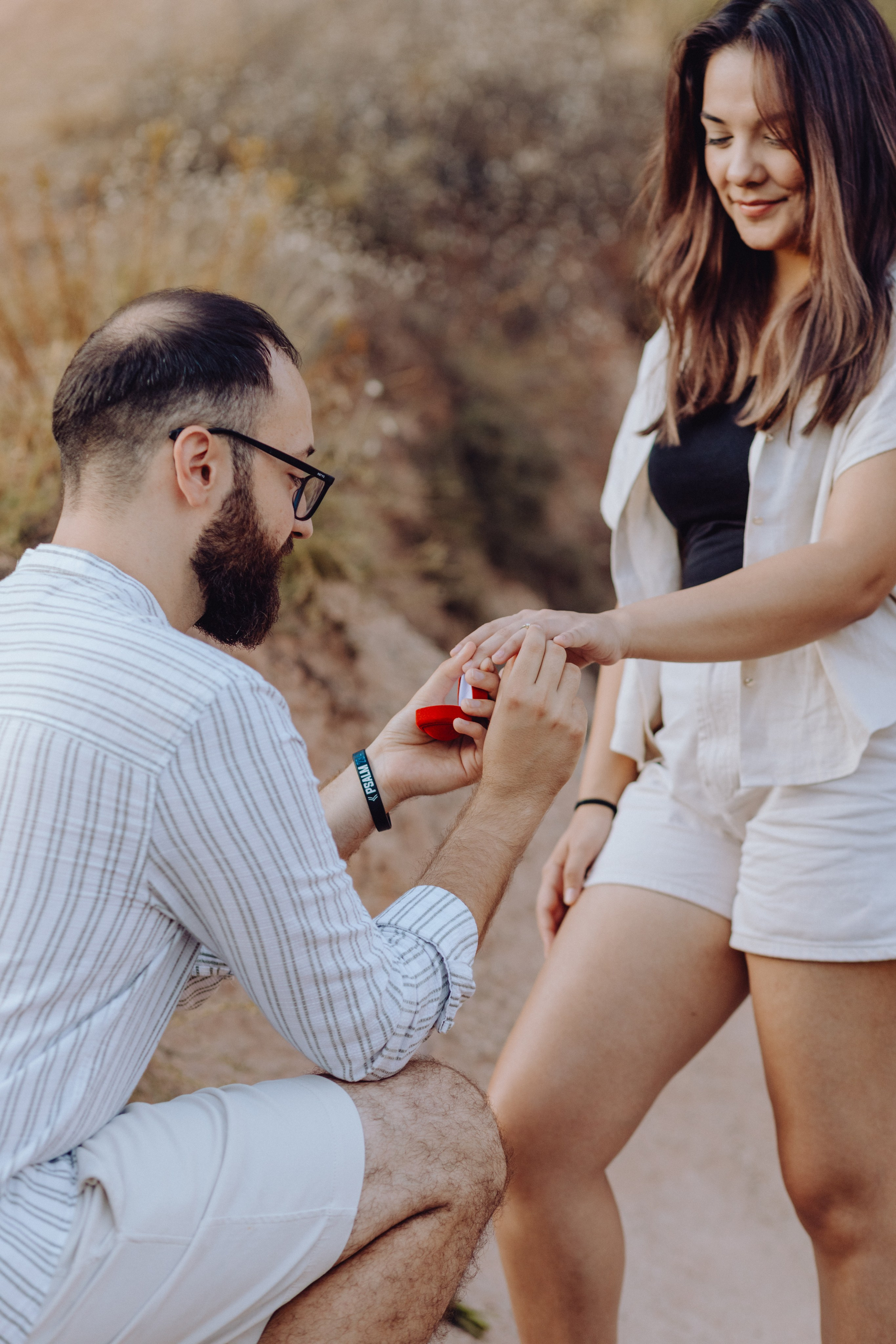 Moise & Delia. Wedding & couple photographer from Romania Rut Vetan