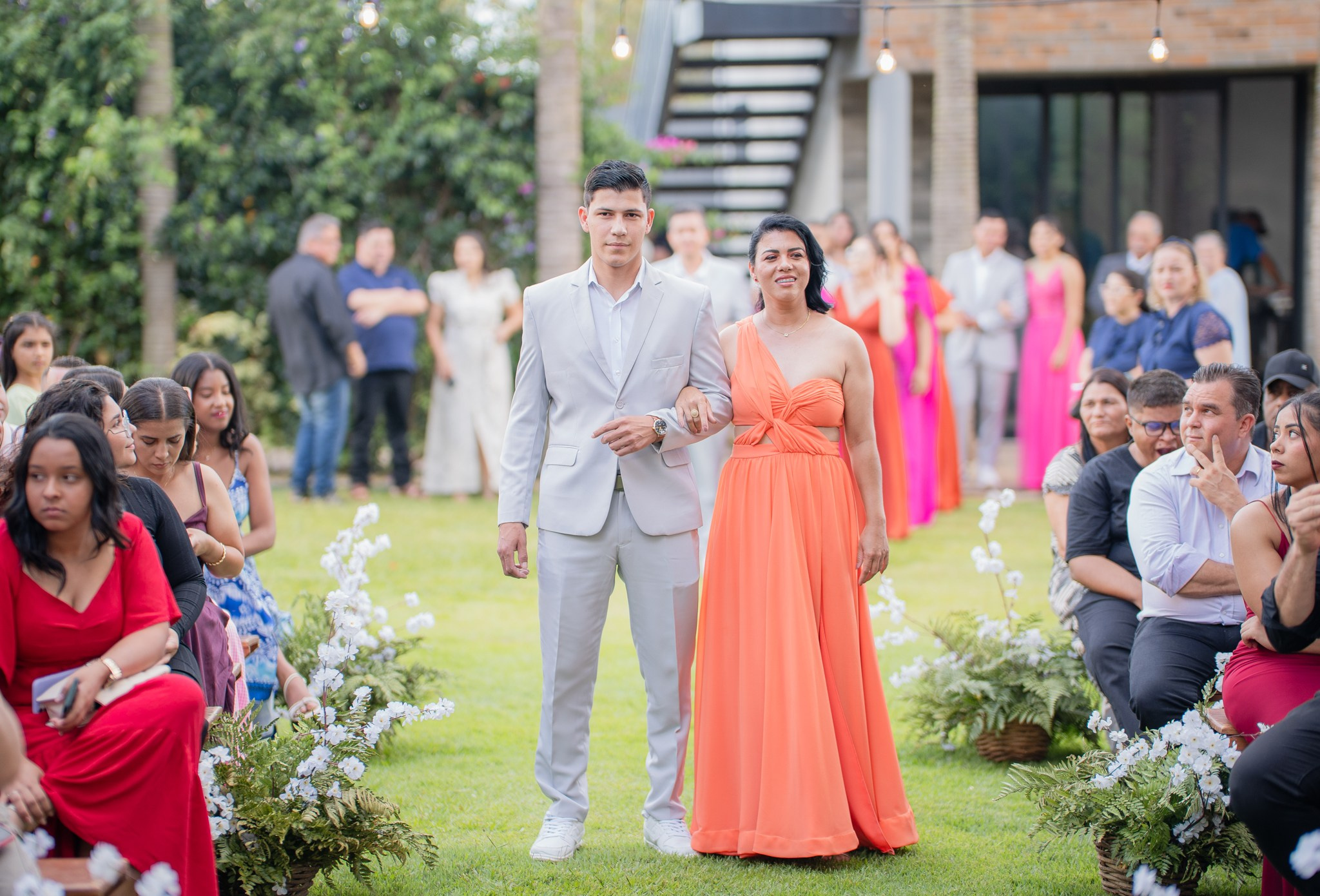 Larissa & Vinicius — Espaço Faveral / Aararaquara. Robson Colaço