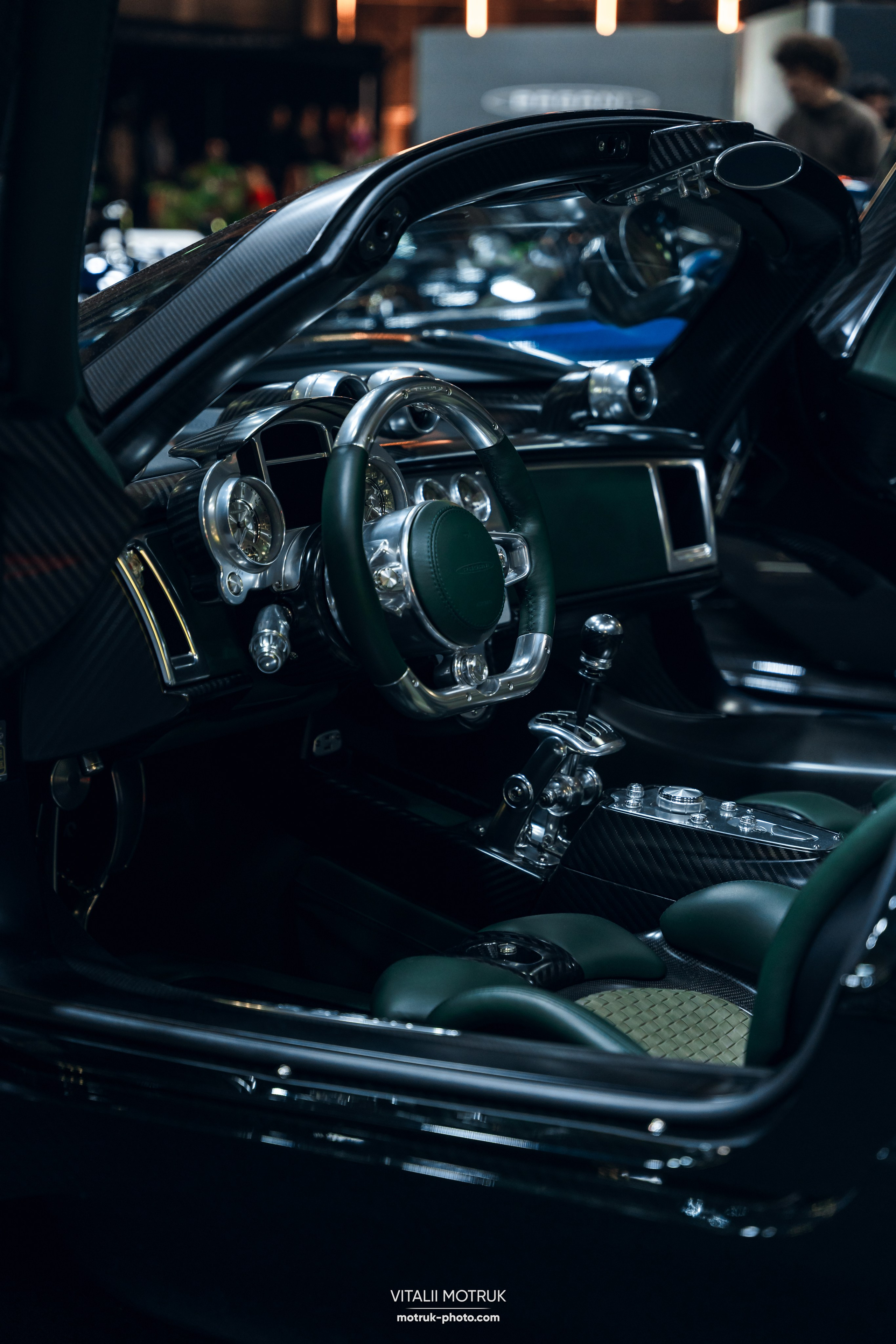 Retromobile 2026. Photographe de voitures à Paris — Vitalii Motruk