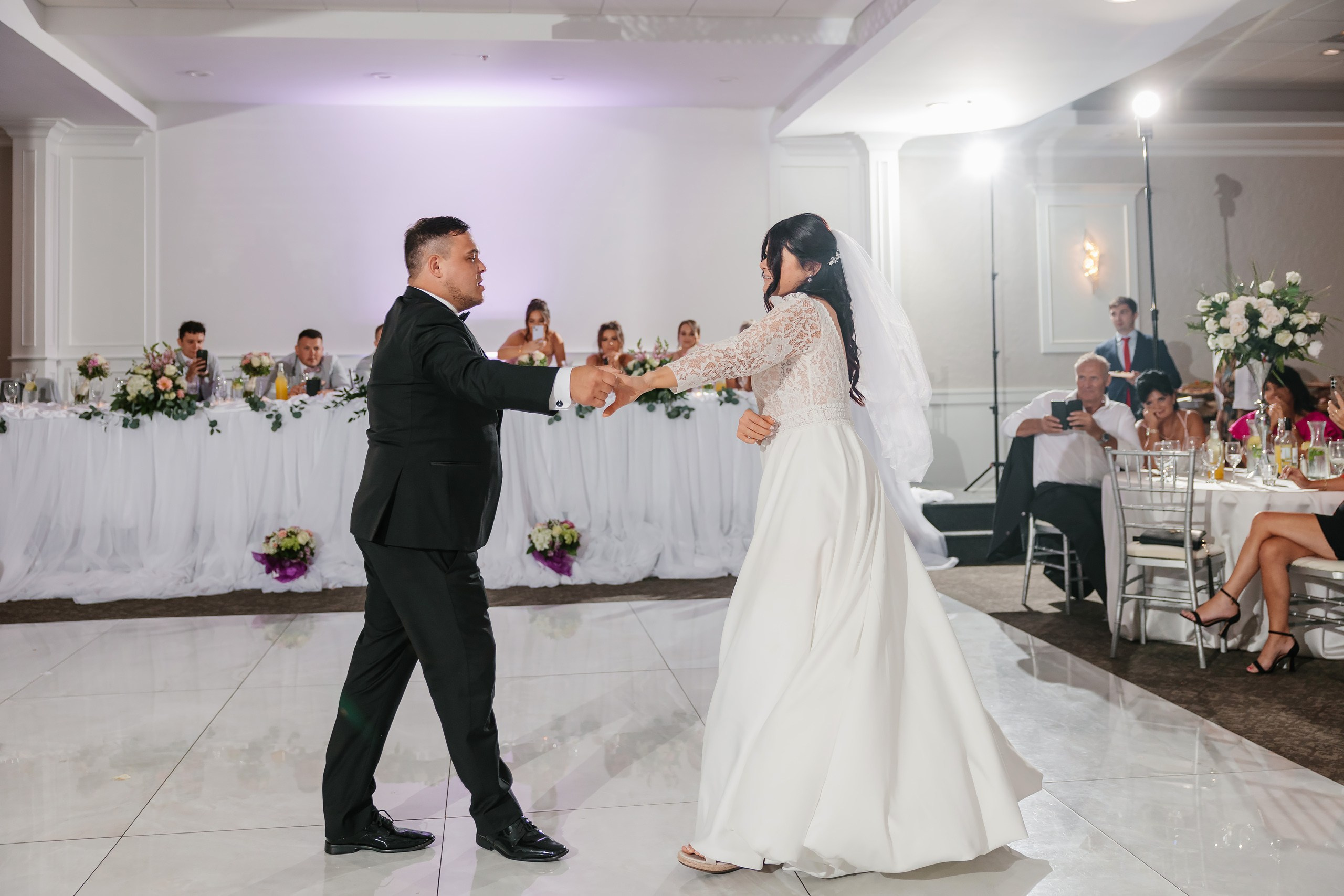 31.08.2024 Wedding. Wedding family event photographer in Chicago Nick Yushevich