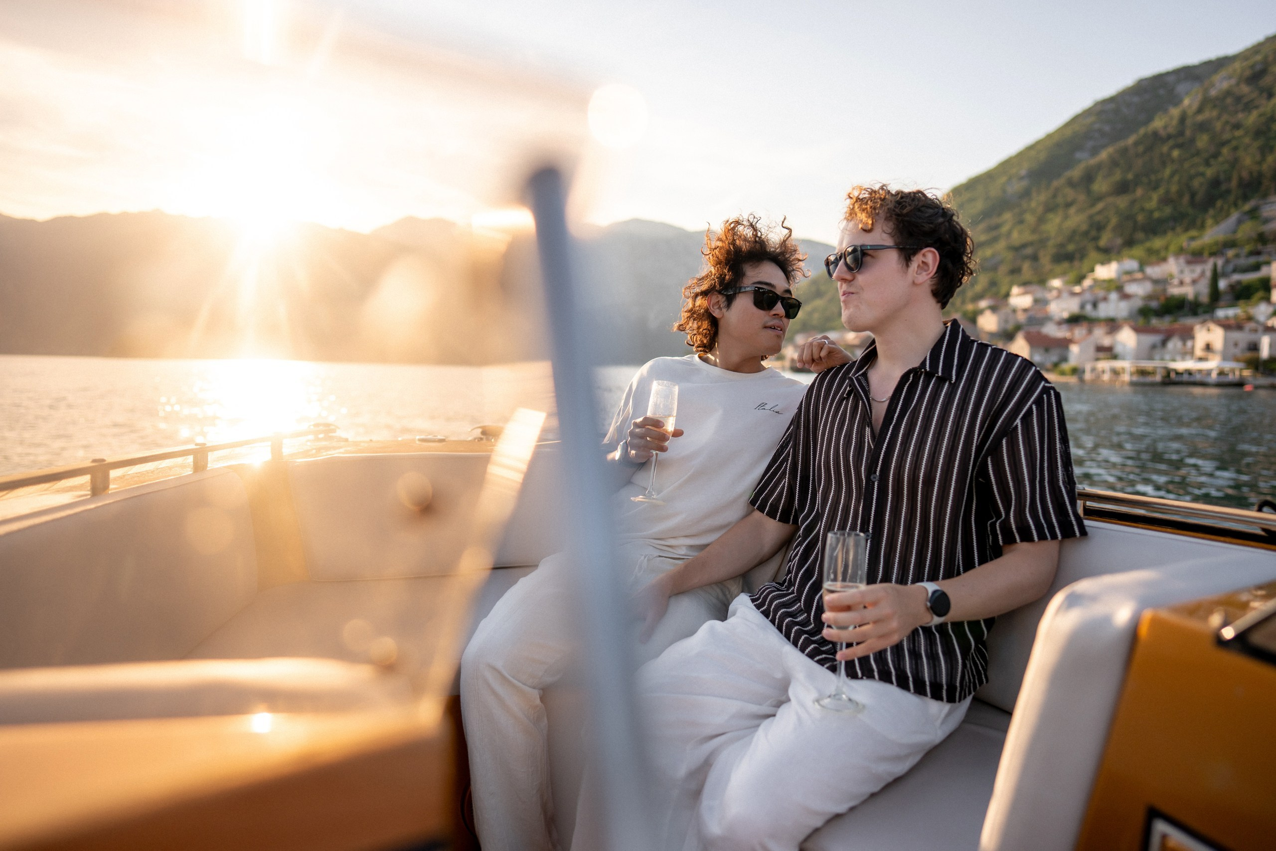 Perast Boat Proposal. Trouwfotograaf & videograaf in Montenegro | Maria & Vasilii