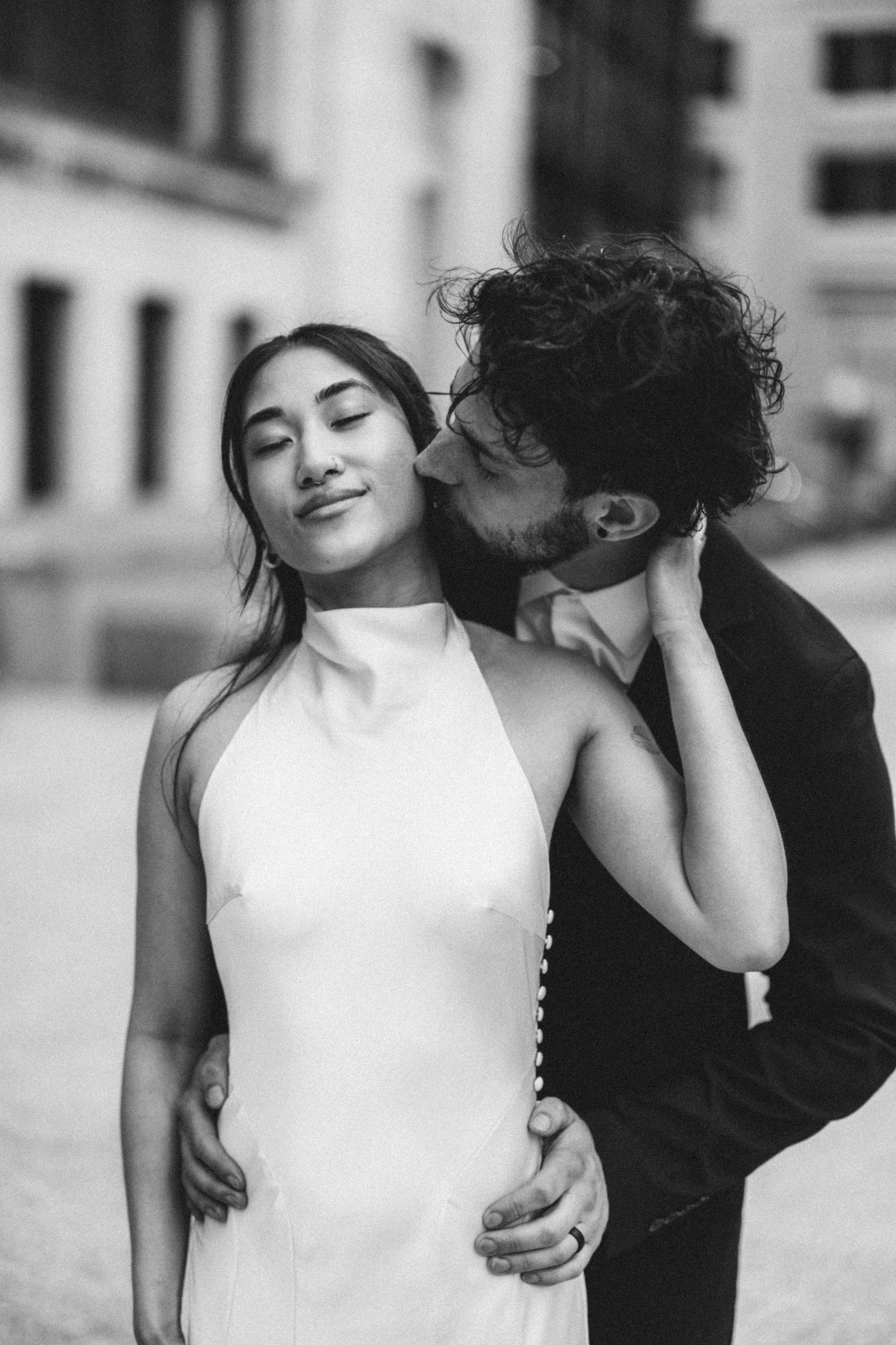 Engagement Session — Downtown Toronto. Anna Leb Photo