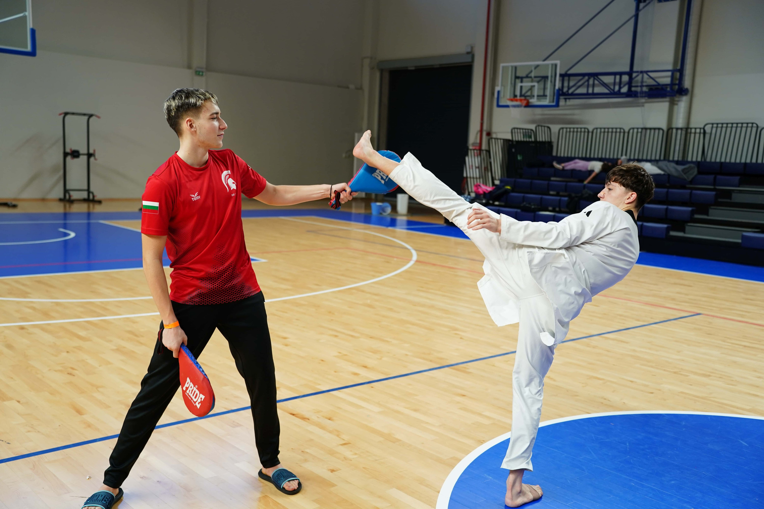 СПОРТНА ФОТОГРАФИЯ: PhotoAdrenaline.com