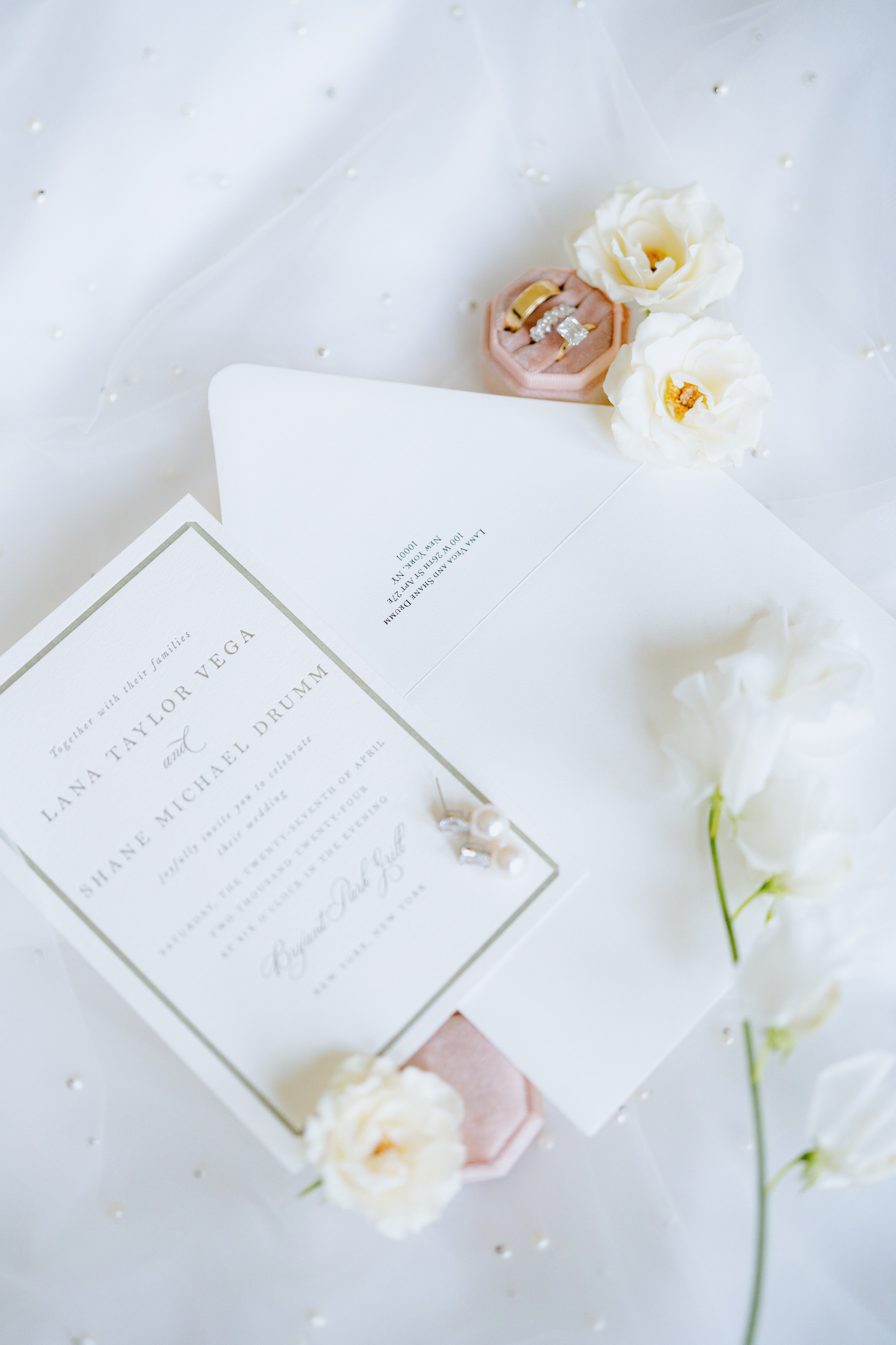 Lana and Shane’s Urban Chic Manhattan Wedding. Wedding photographer and videographer New York | New Jersey