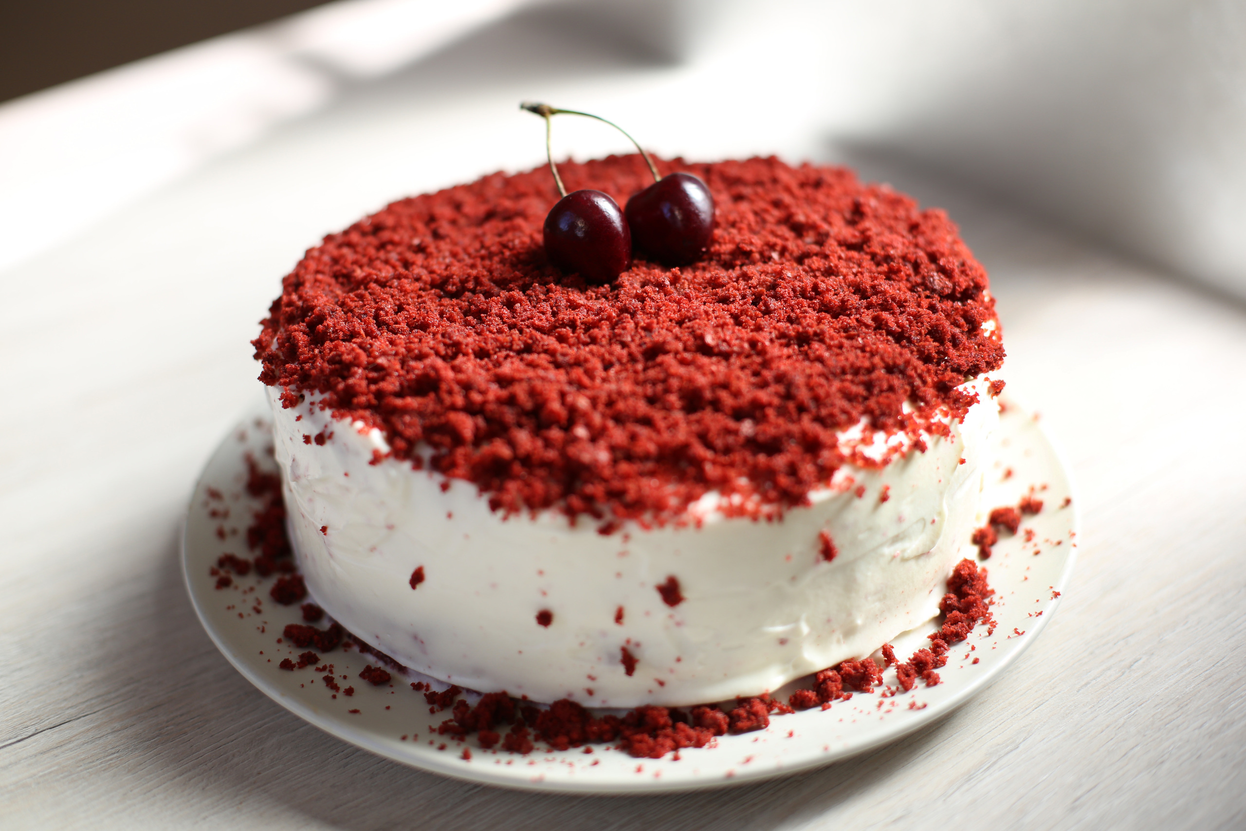 Cupcake, cake red velvet. Wedding and family photographer in Cork, Ireland. Tigran
