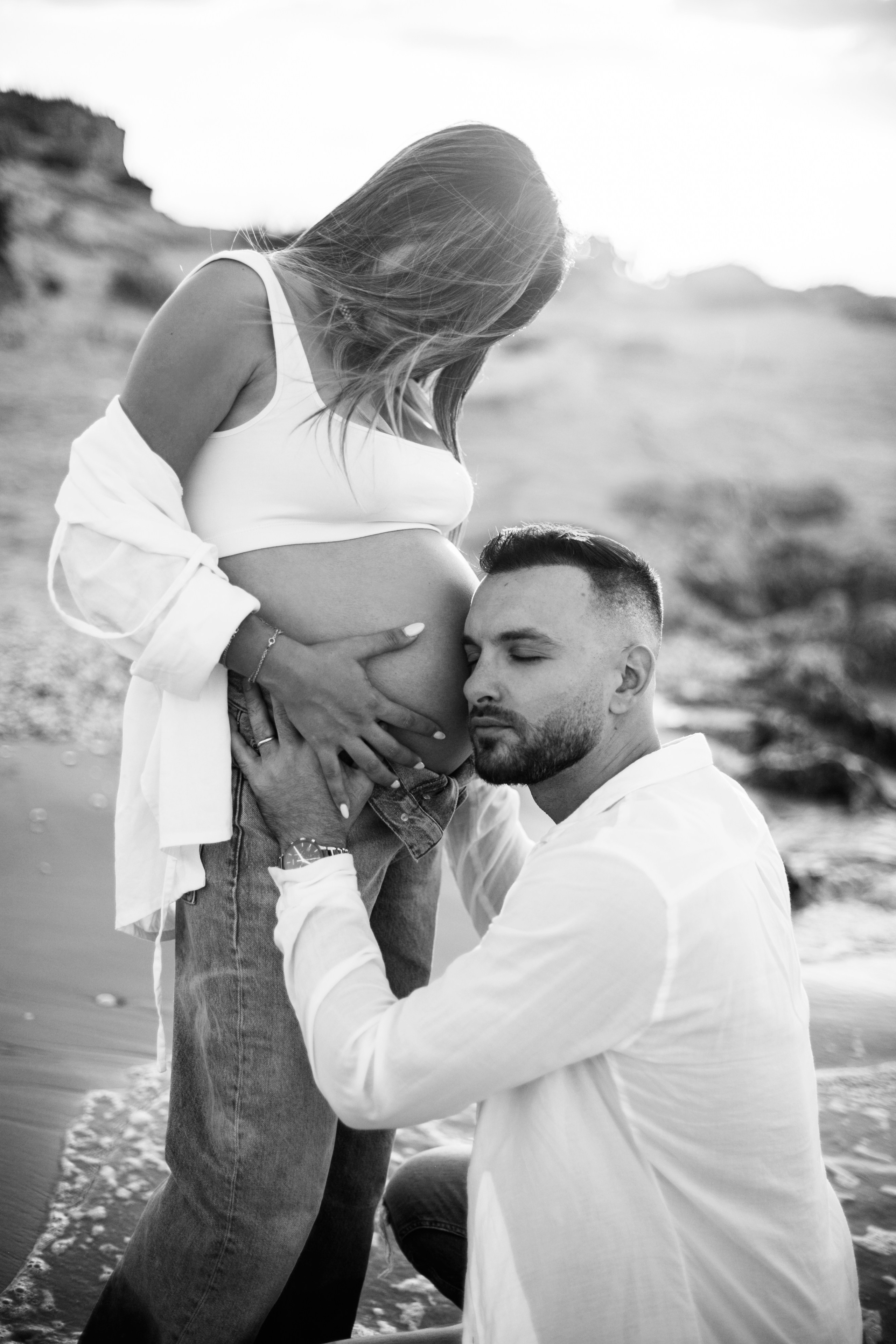 Yael & Gal Nahsholim beach. Family photographer in Israel