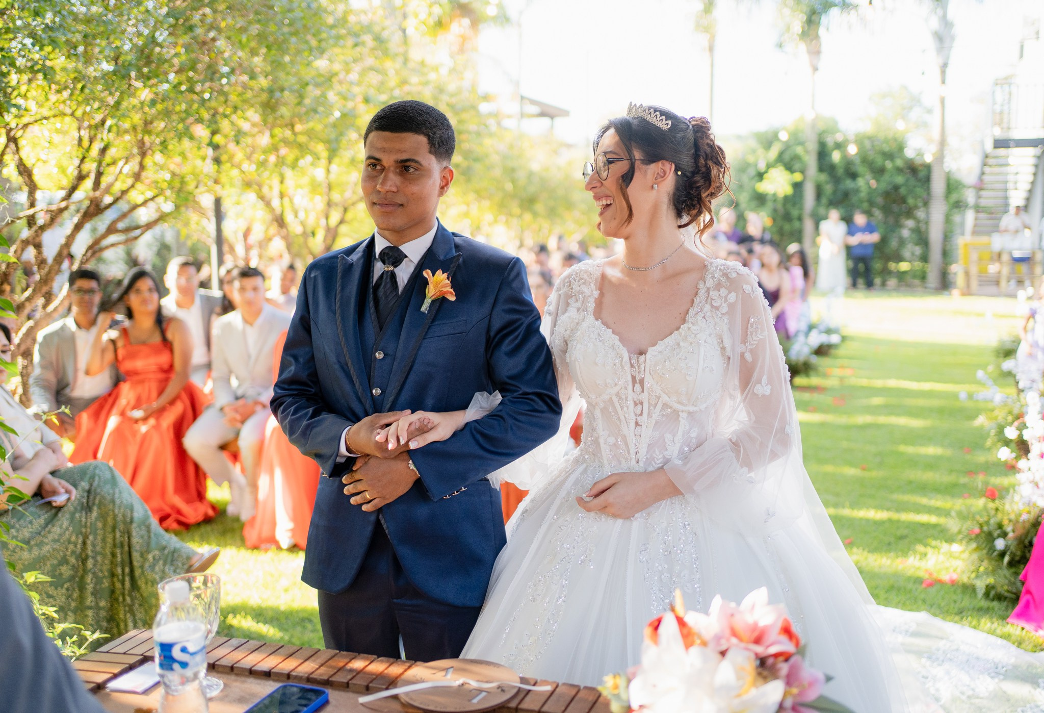 Larissa & Vinicius — Espaço Faveral / Aararaquara. Robson Colaço