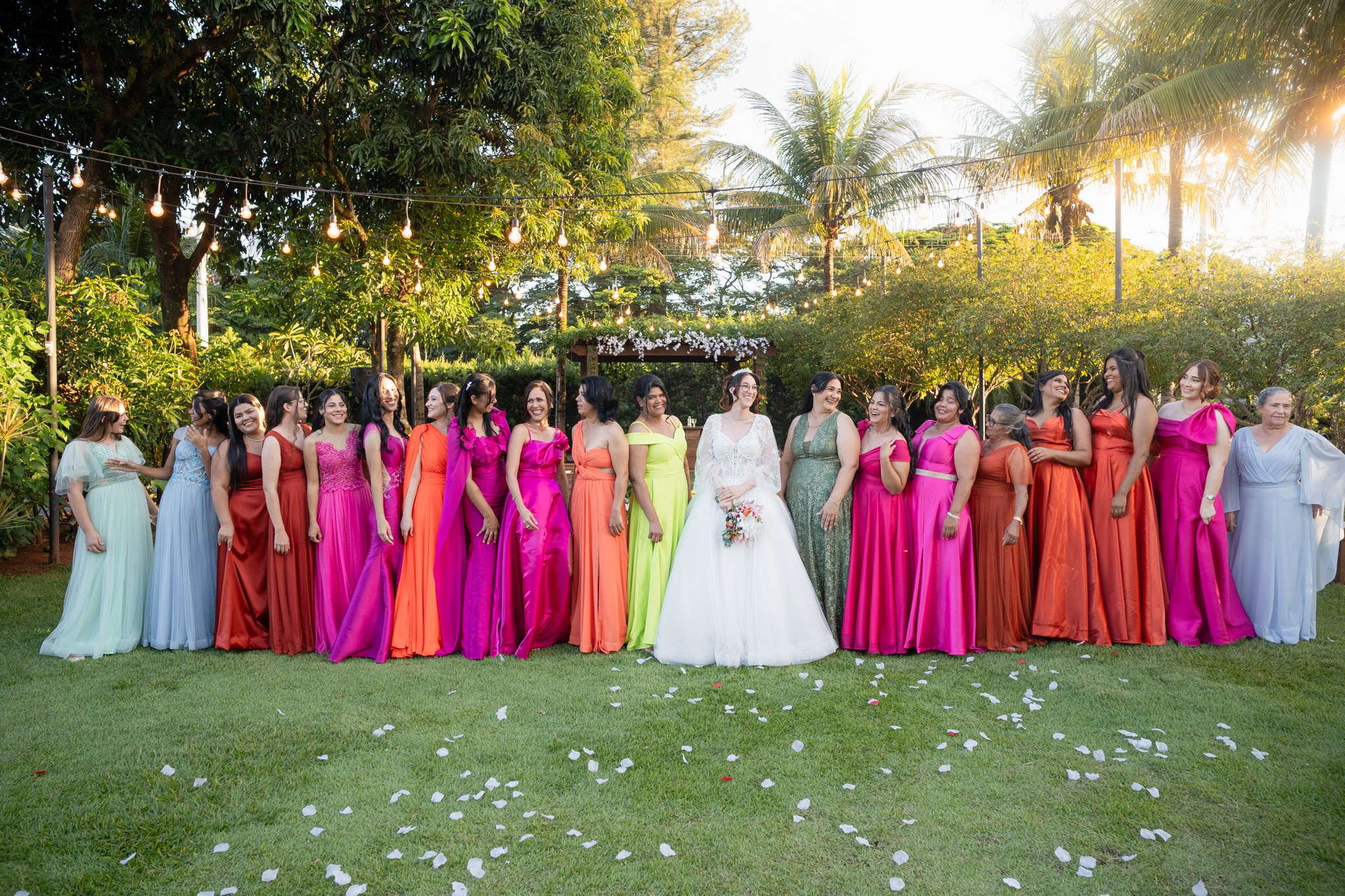 Larissa & Vinicius — Espaço Faveral / Aararaquara. Robson Colaço