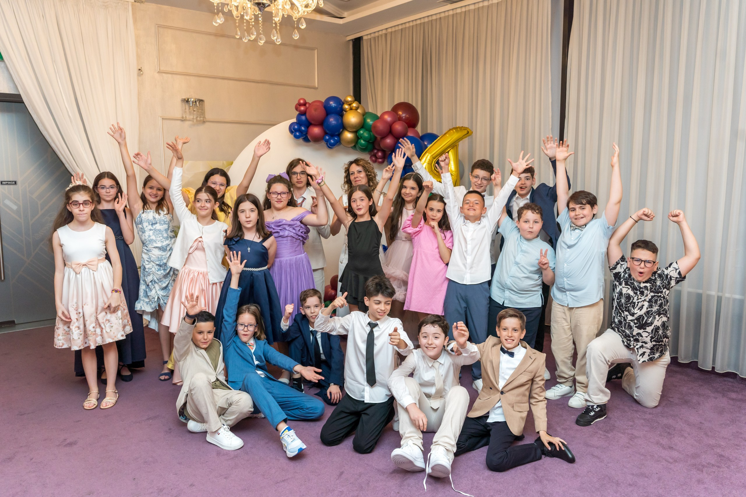 Banchet clasa a IV-a B. Adelinne — fotograf profesionist în Constanța pentru familii, bebeluși și evenimente