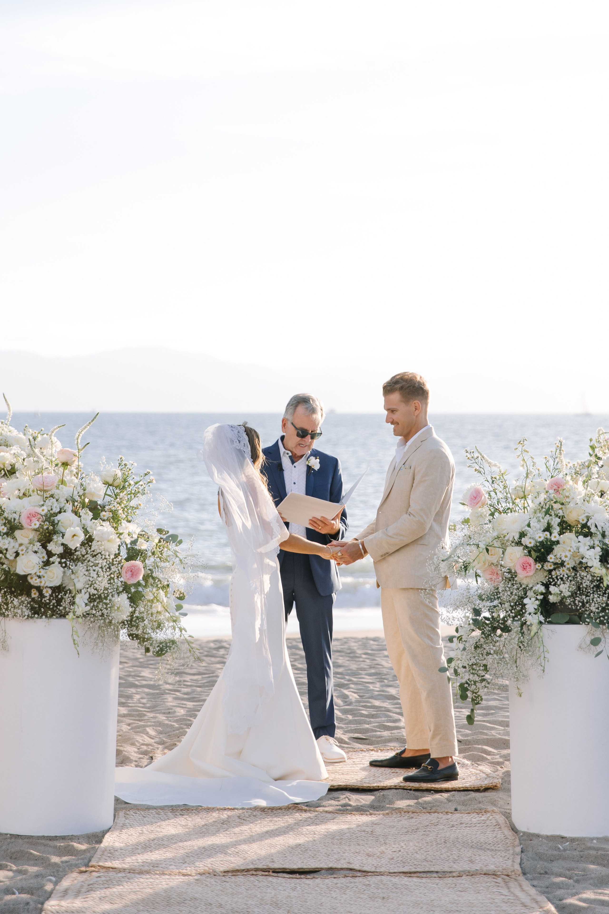 Marriott Puerto Vallarta Resort and Spa. Wedding photographer Mexico Sayulita Puerto Vallarta Punta Mita Cabo