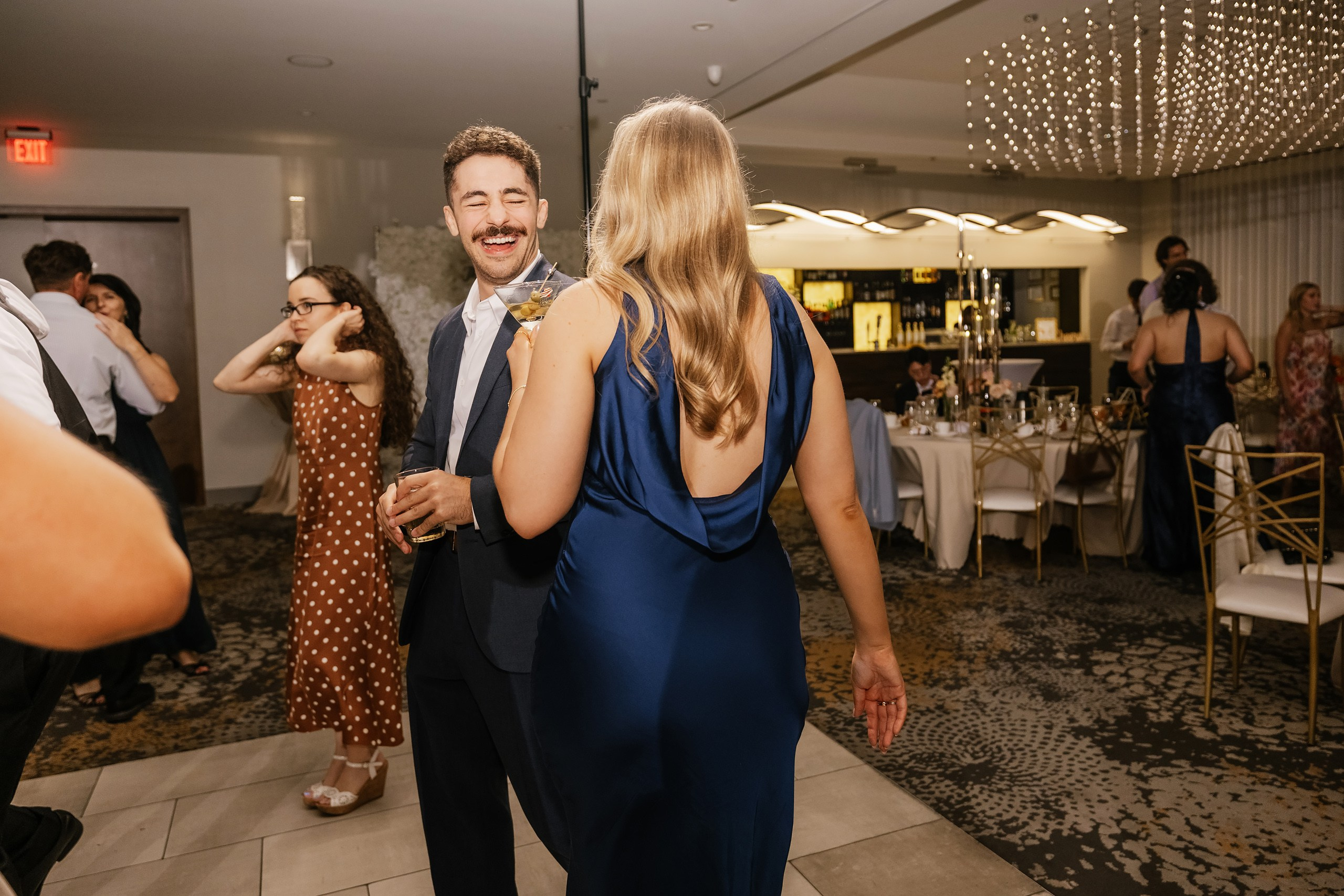 09.06.2025 Wedding. Wedding family event photographer in Chicago Nick Yushevich