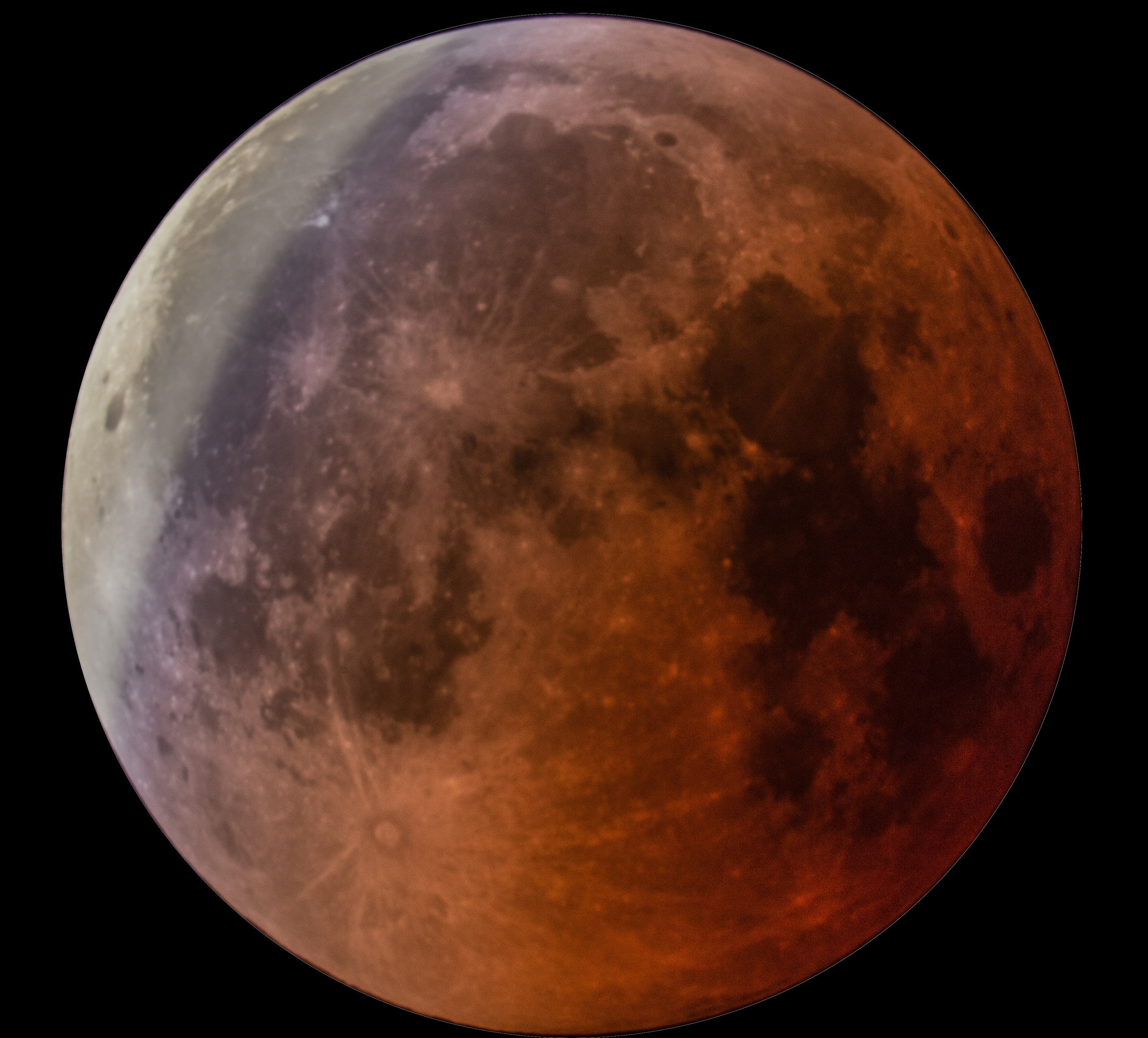 Qanlı Ay — Ay tutulması. Həvəskar Astronomlar Cəmiyyəti — Astronomy.az