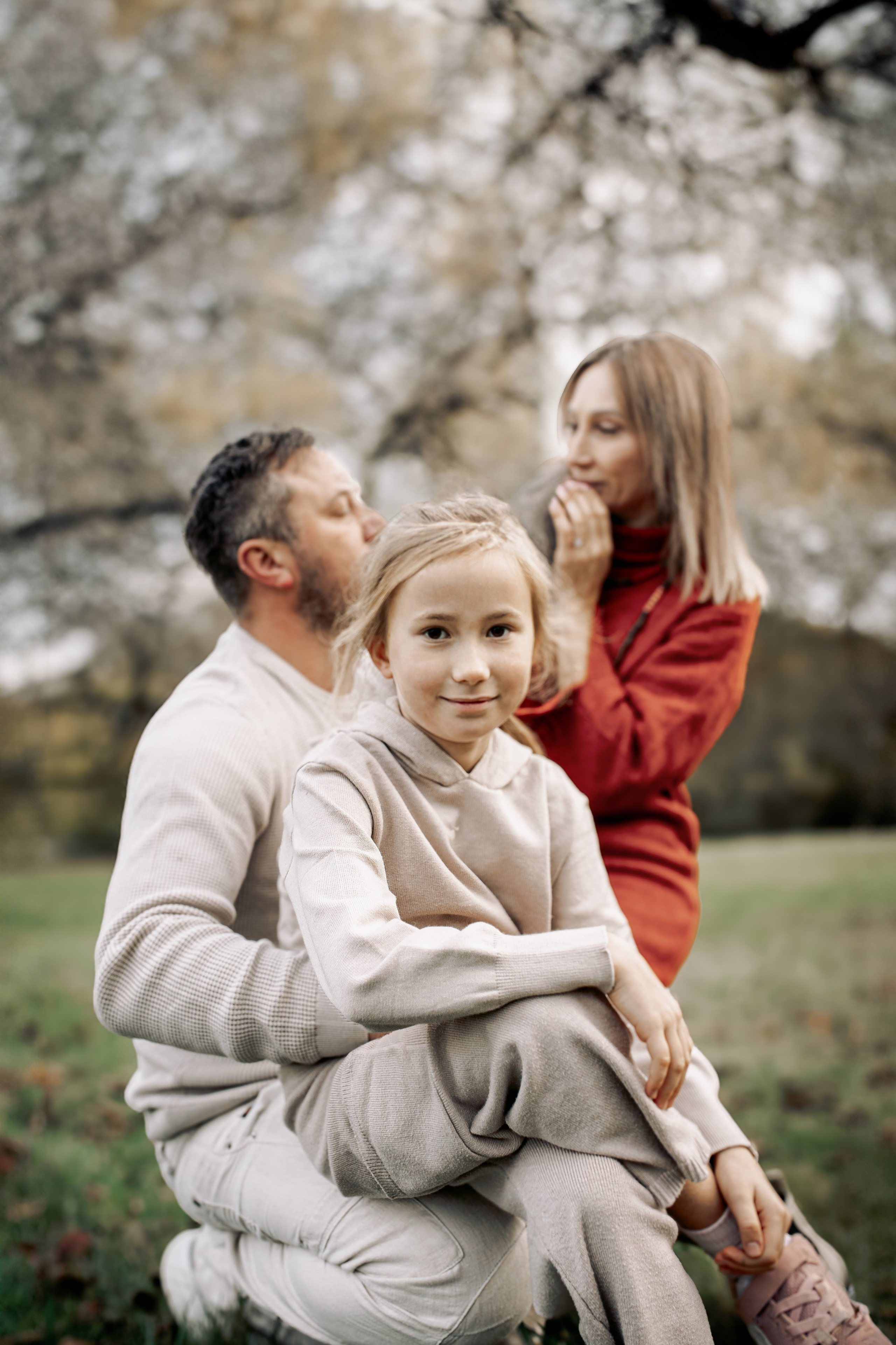 Julia + Viktor + Lea. GoldenHourStory