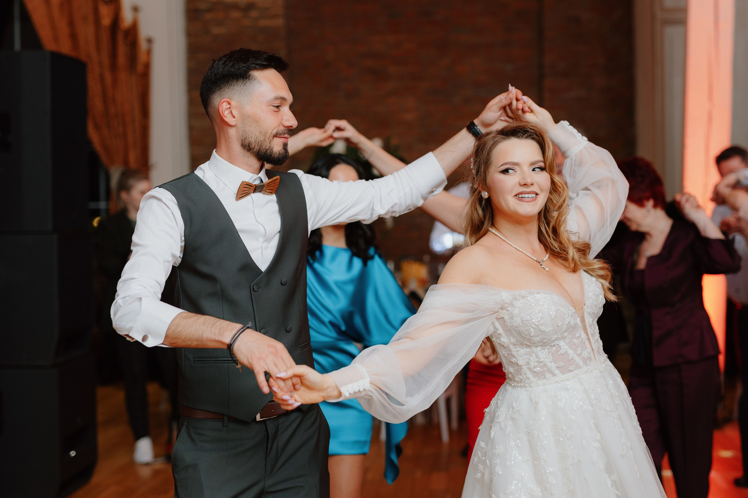 Nicoleta & Lucian. Main