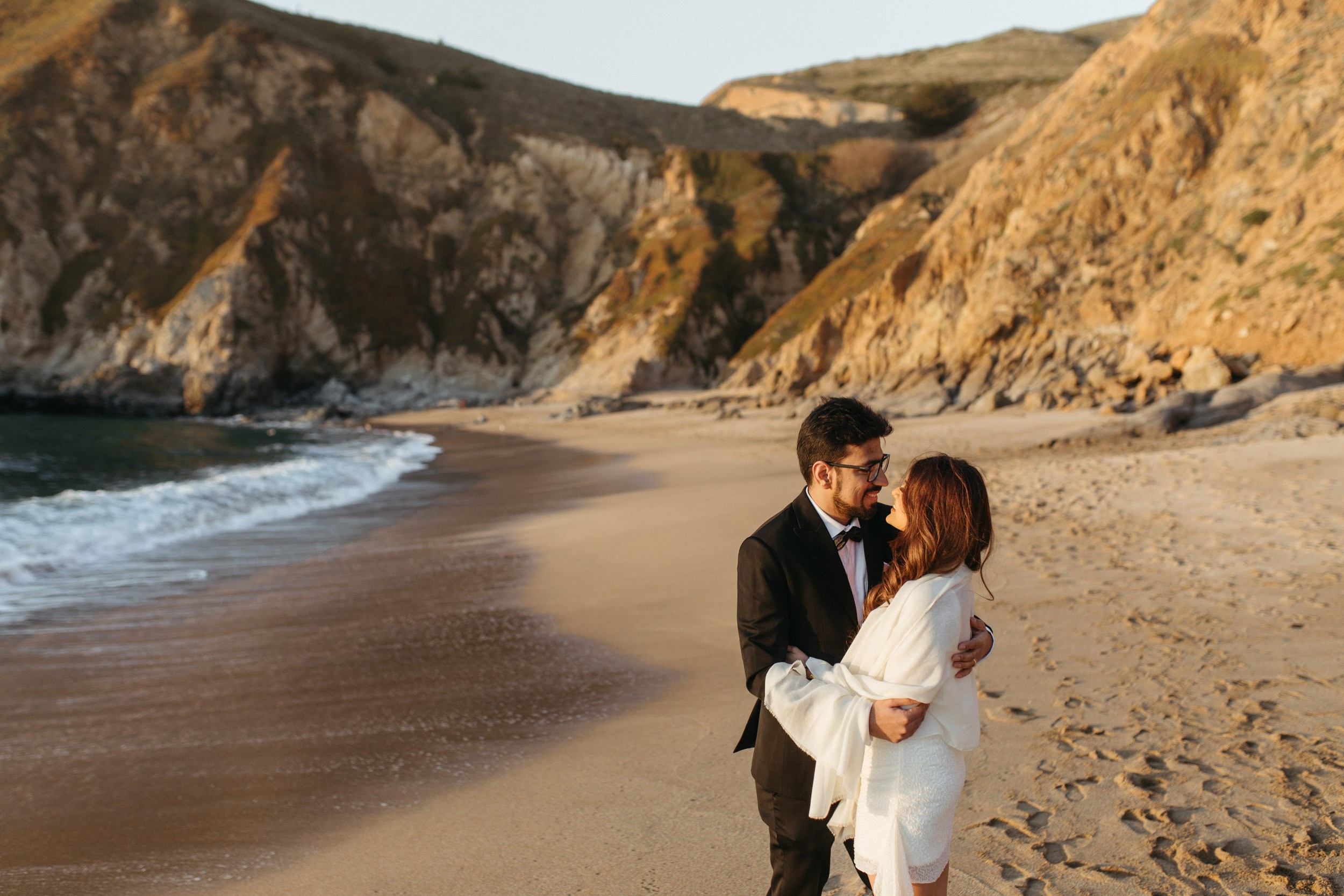 Engagement session, Gray Whale Cove Beach. Maternity, newborn photographer in the Bay Area|Iryna Rakivnenko