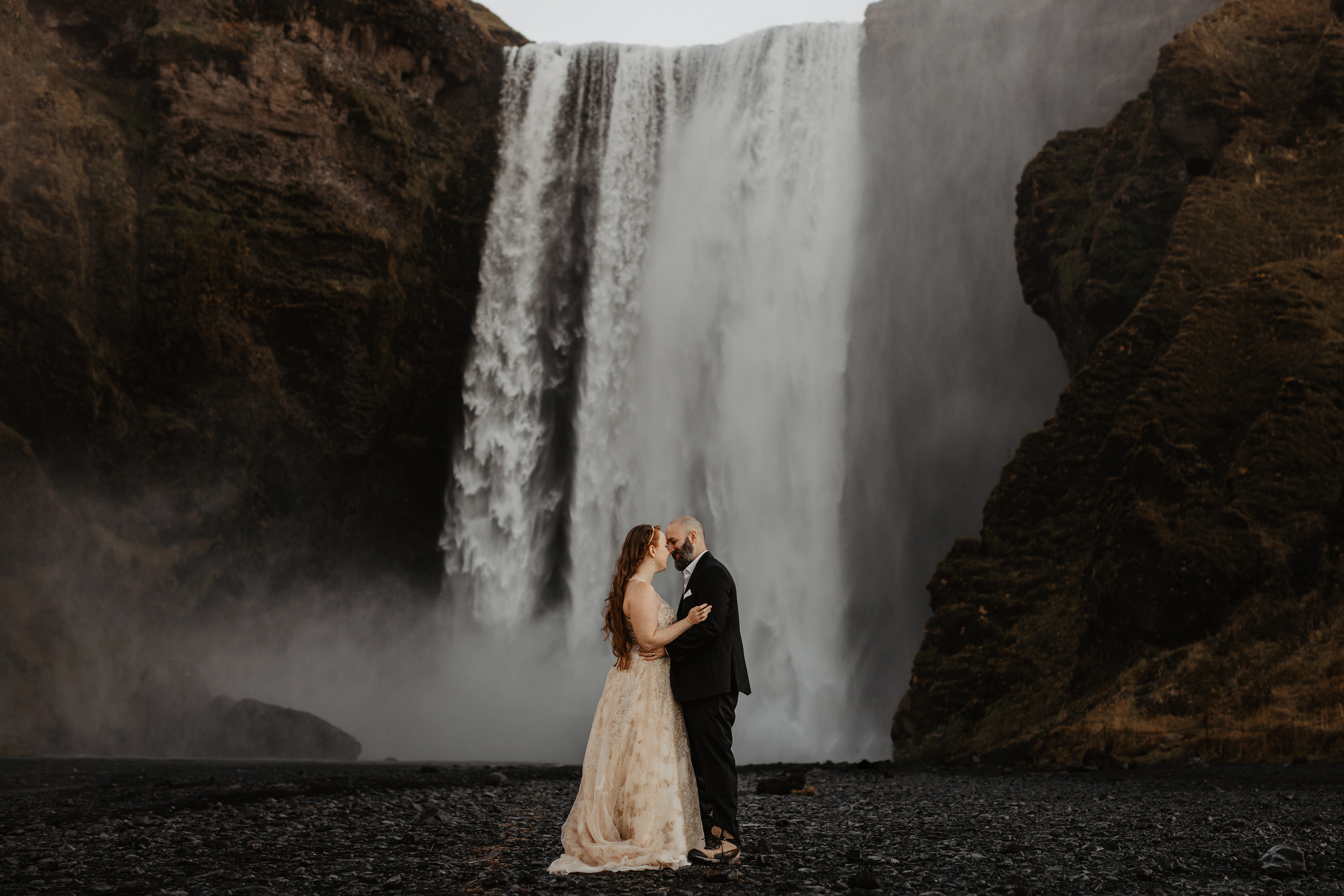 Mike+Kristen. Iceland elopement photographer & videographer