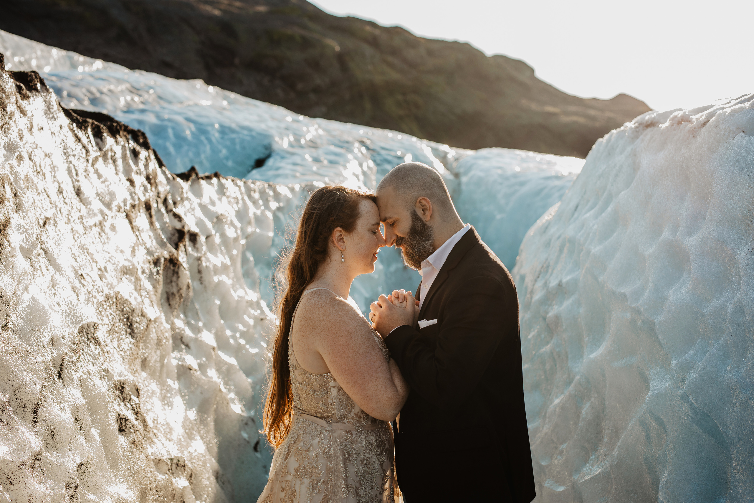 Mike+Kristen. Iceland elopement photographer & videographer