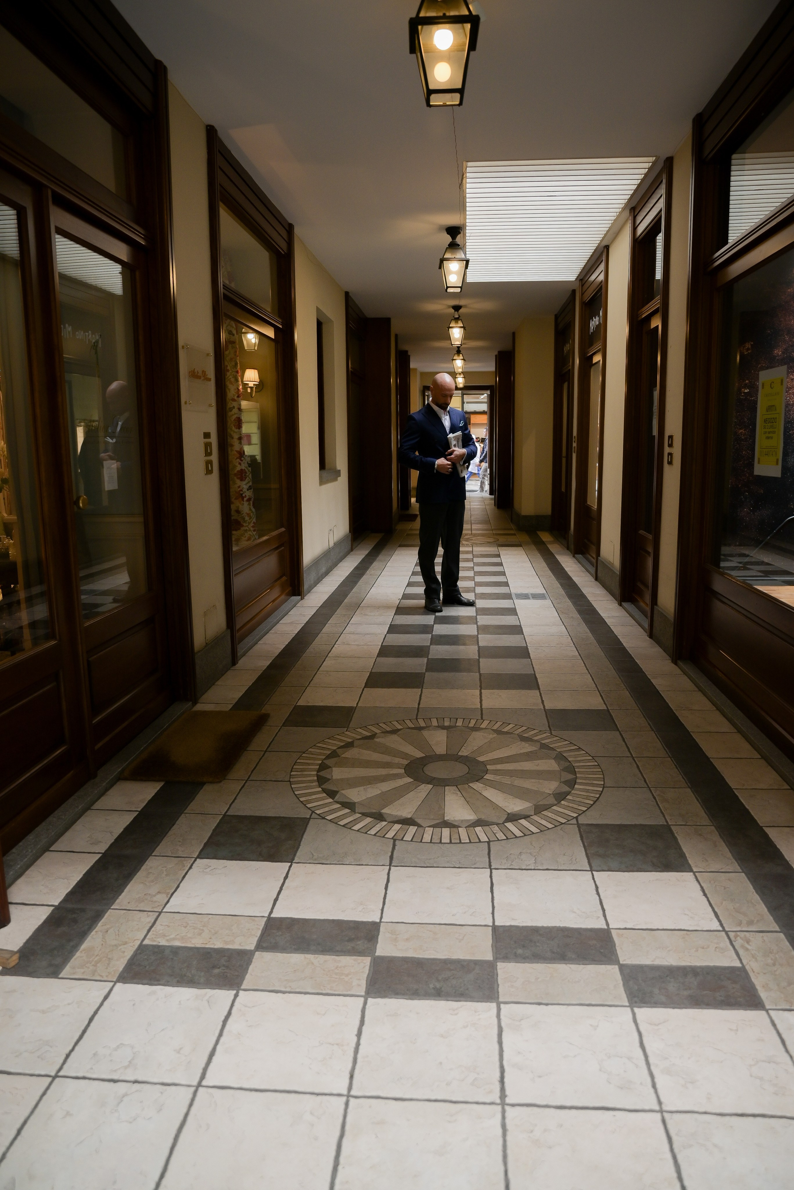 LANIERI - CONTENUTI PER IL PUNTO DI VENDITA DI TORINO