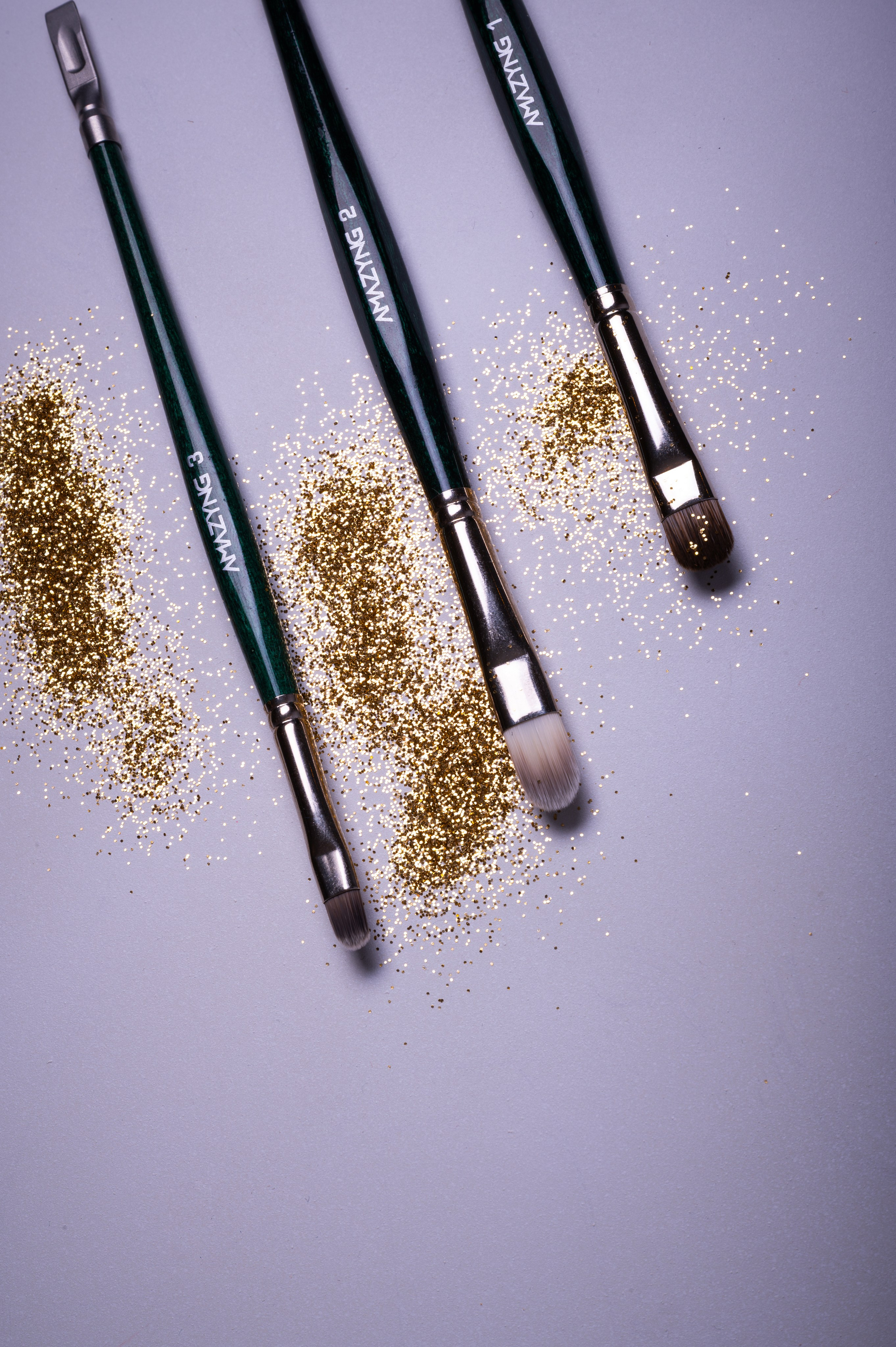 MUA brushes “Amazyng” in Germany. Photographer in Luxembourg Tanita