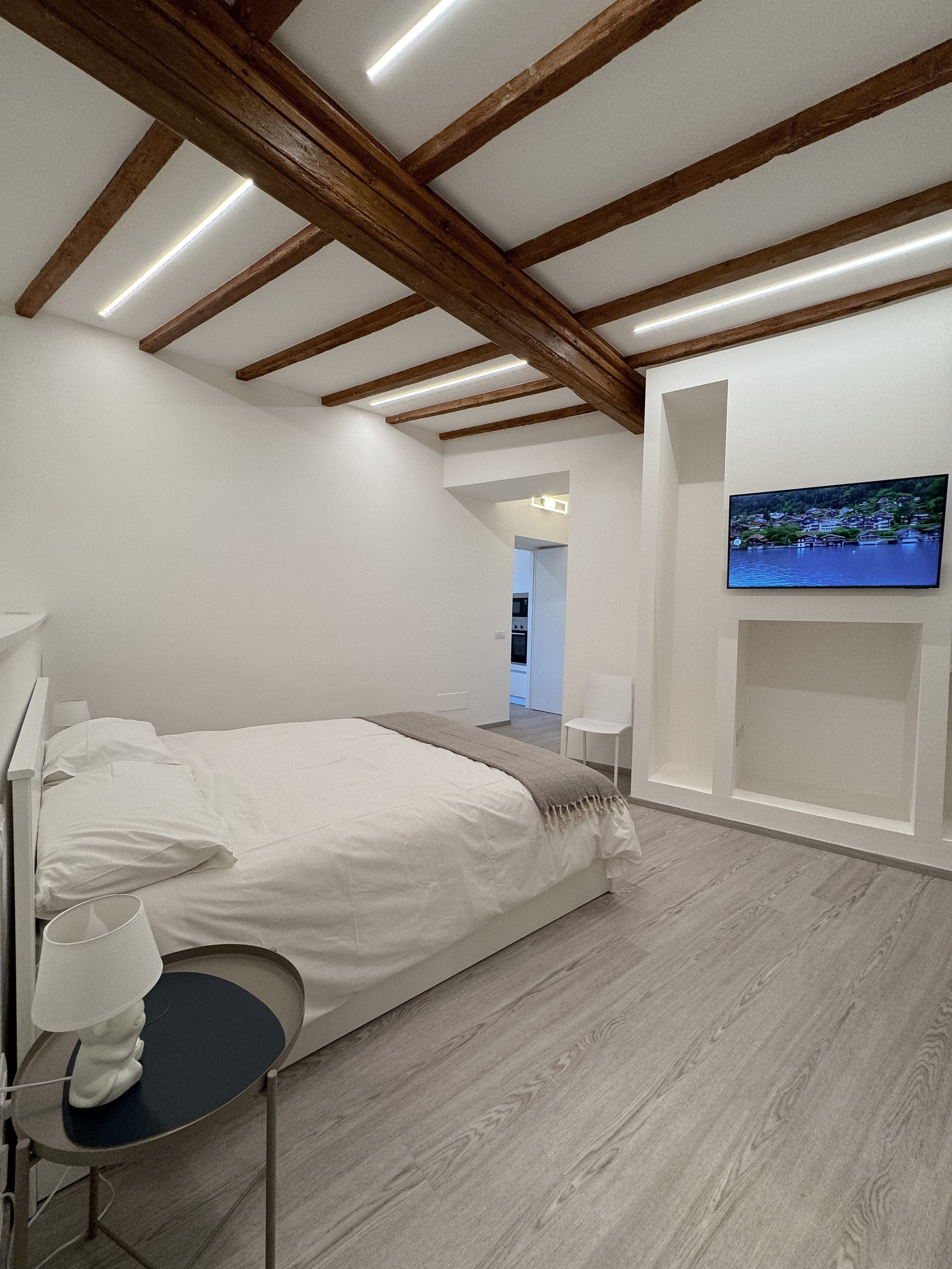 Lake Maggiore apartment. PHOTOGRAPHER IN ITALY